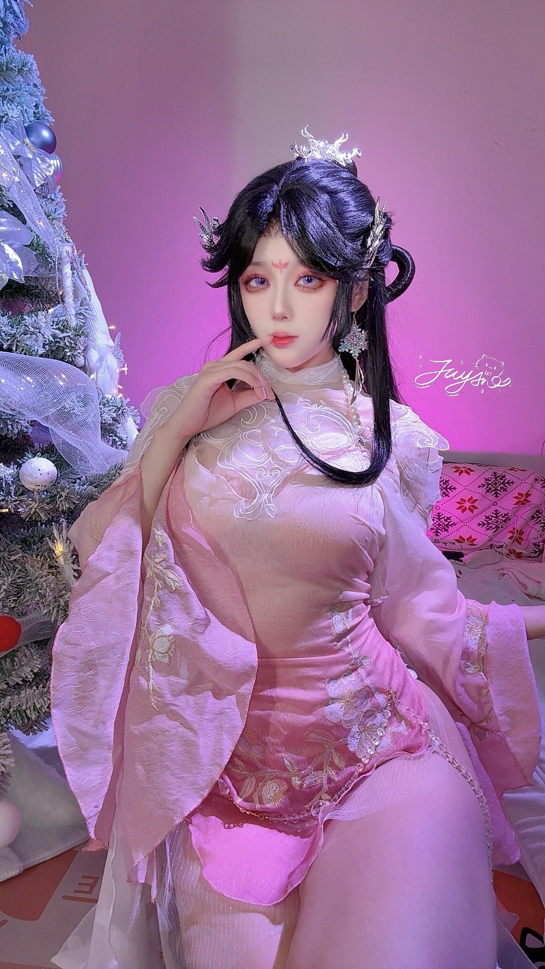 Jiu Yan 玉玲瓏 麗娘 白紗古風Cosplay