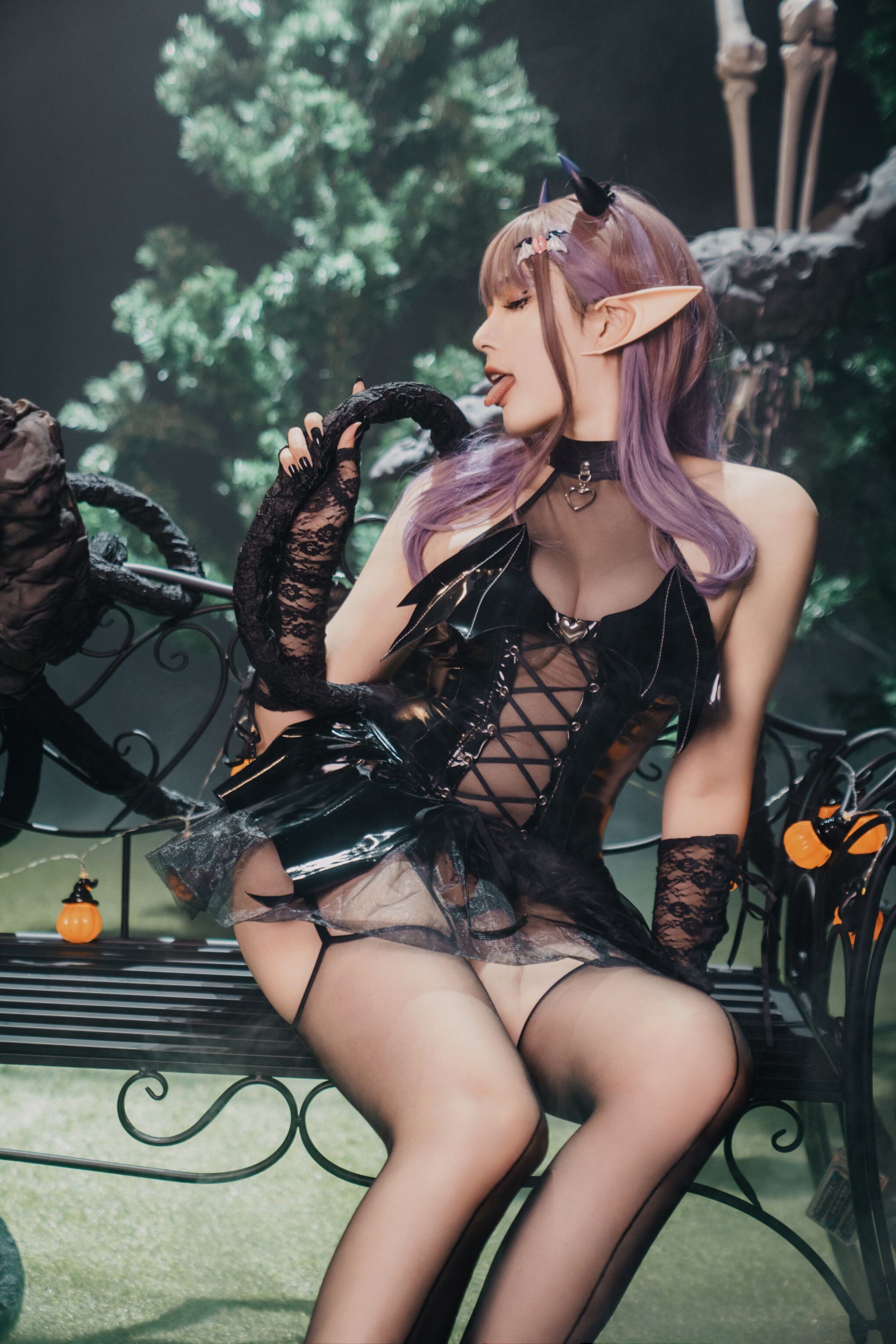 Natsuko - Halloween Phù thủy nhỏ 52P1V