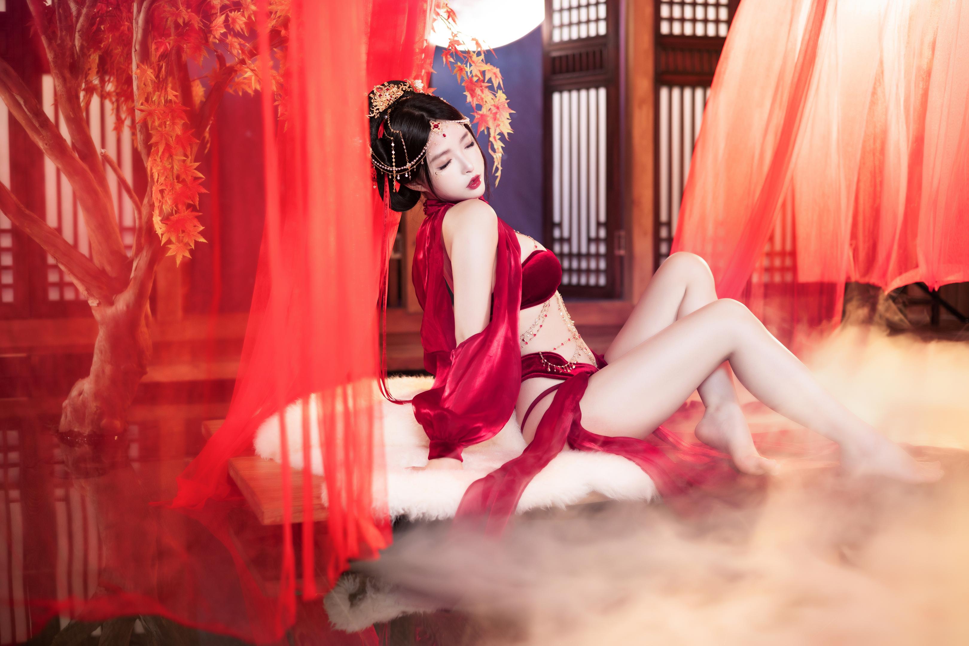 清水由乃 - 月下の舞姫 58P