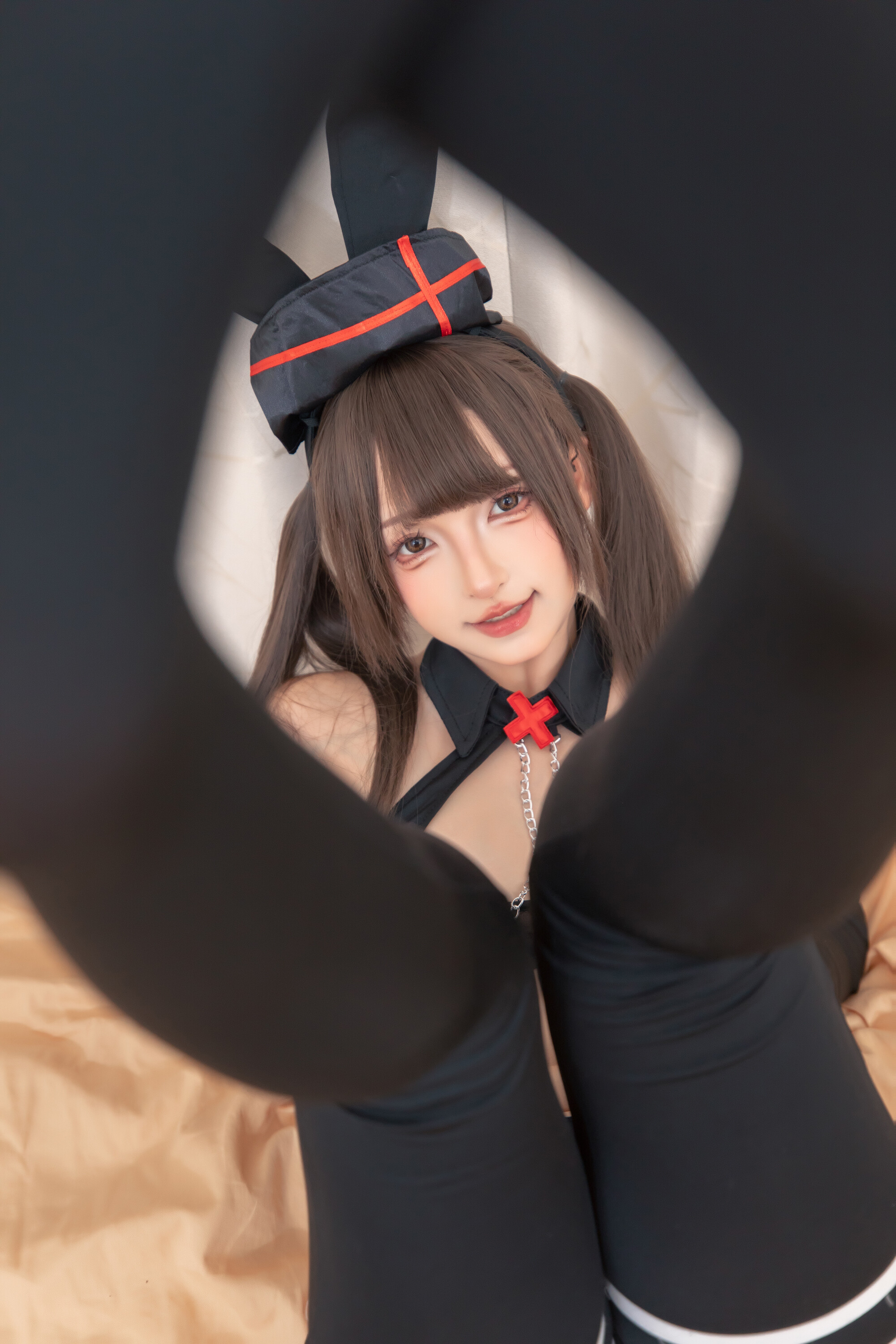Kagura-saka Mafuyu - Y tá Thỏ Đen 75P1V