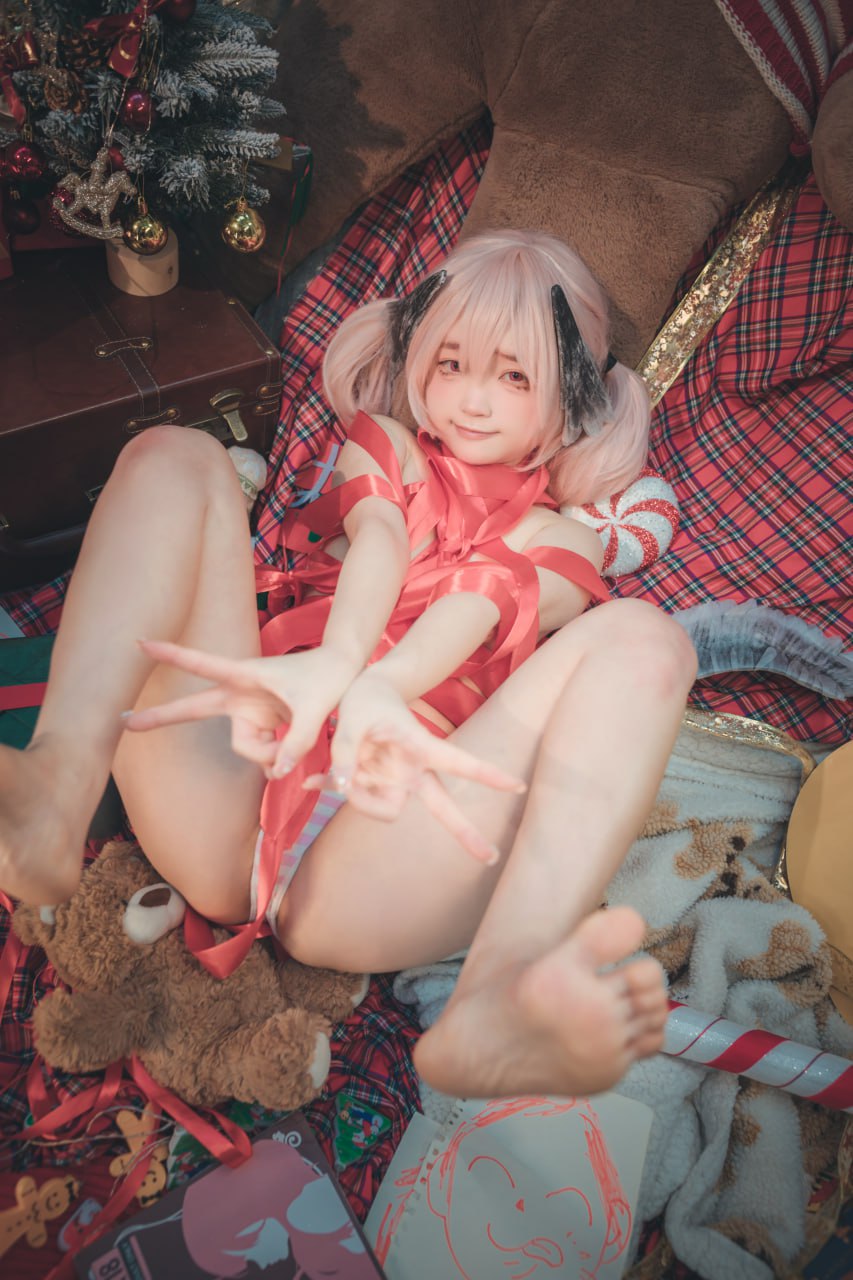神澤永莉Suiri聖誕少女Cosplay寫真