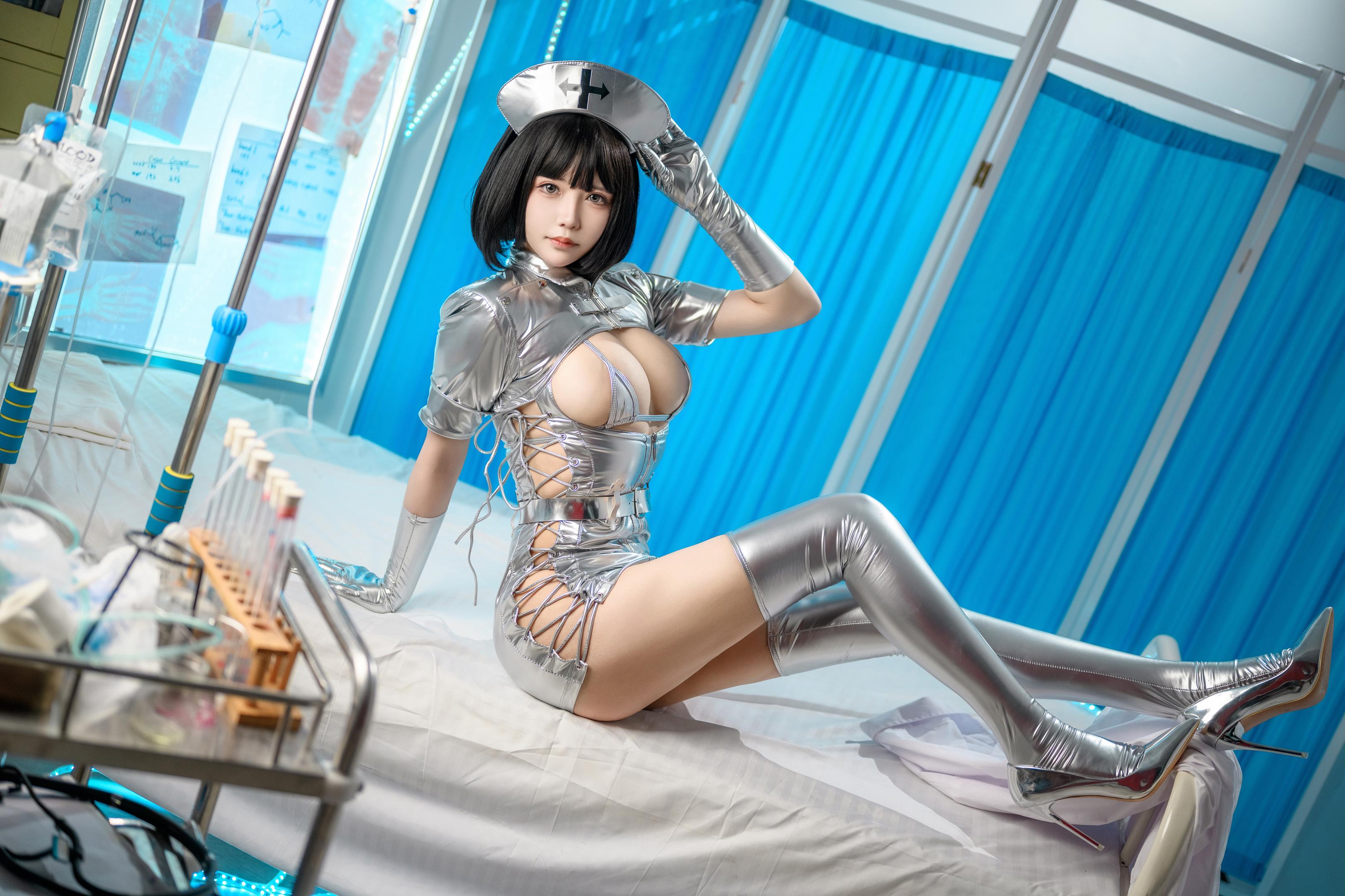 Abduct Mo Zi AA - Silver Nurse 64P1V