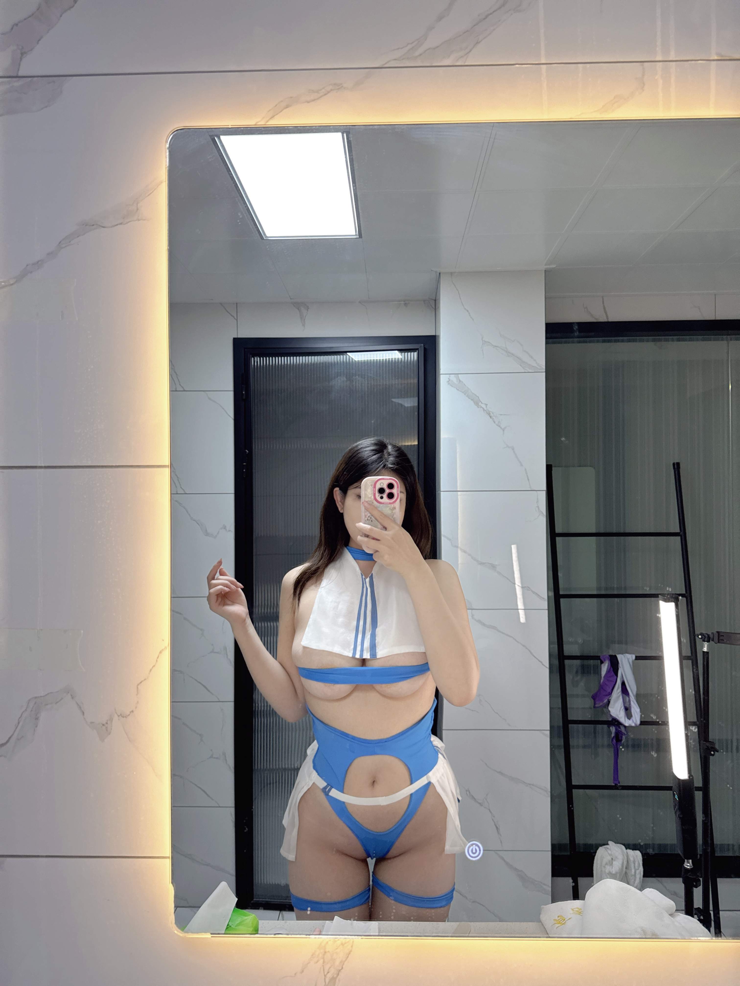 星澜是澜澜，叫澜妹呀 - 24年08月自拍 44P1V