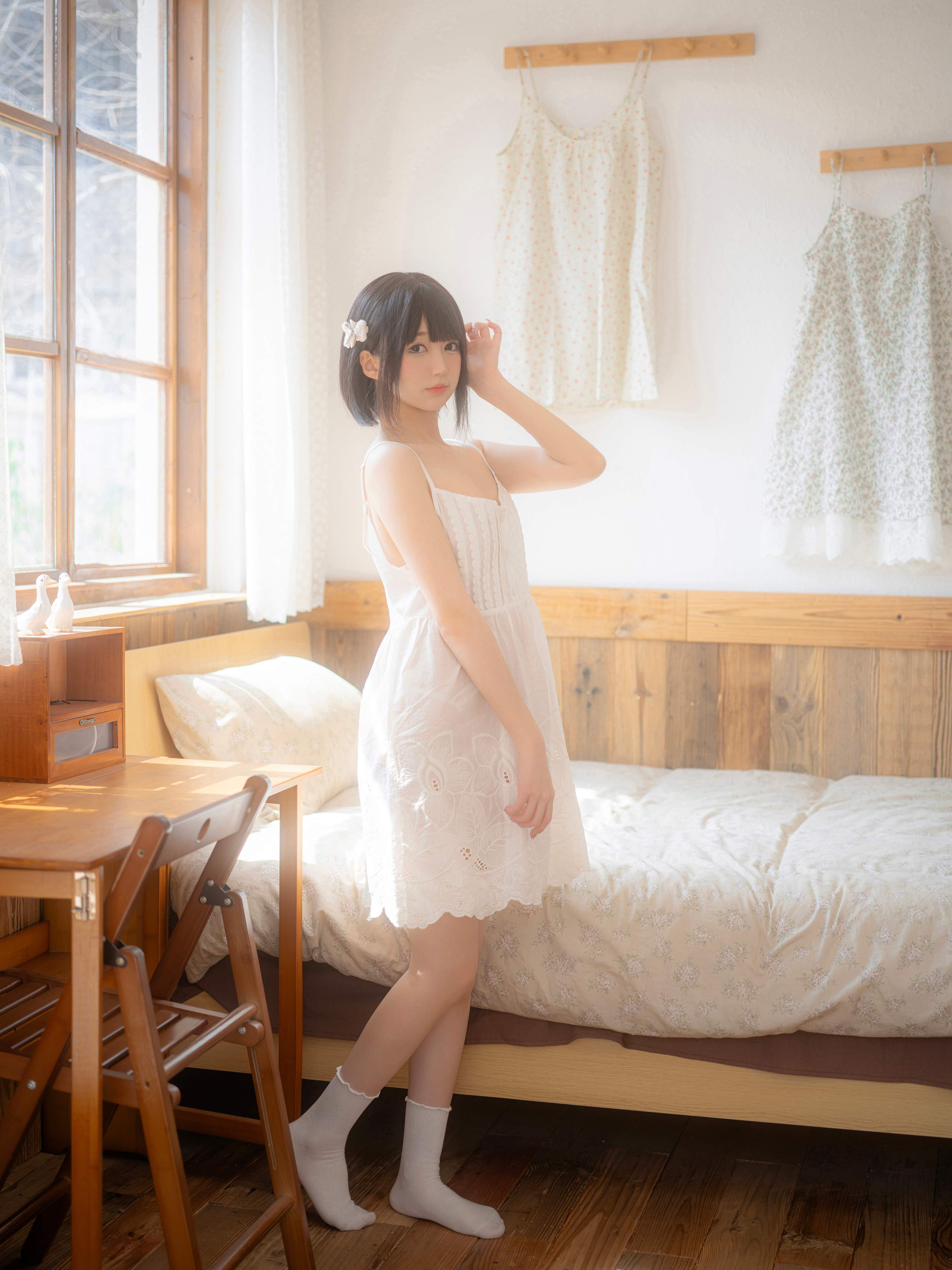 Nagisa Monster Meow - Summer Vacation Diary 100P