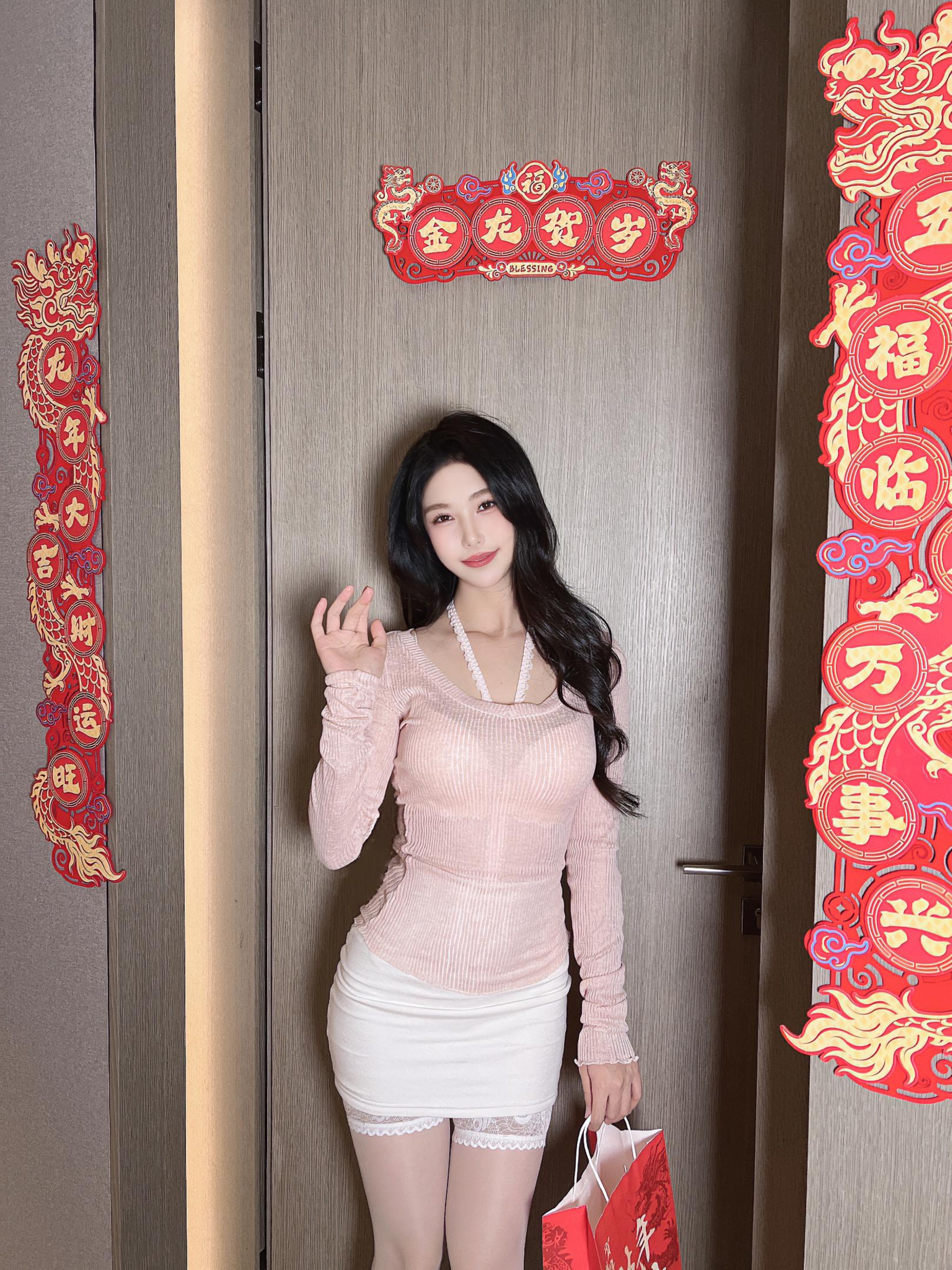 抖娘利世 - 龍年大吉 36P1V