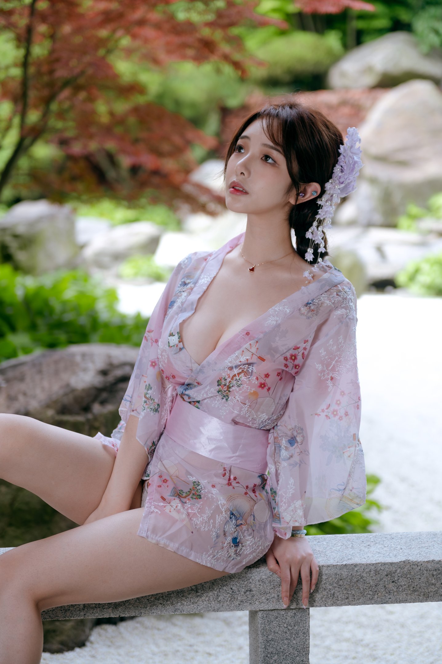 문메이 불공평 - 일본식 정원 68P1V