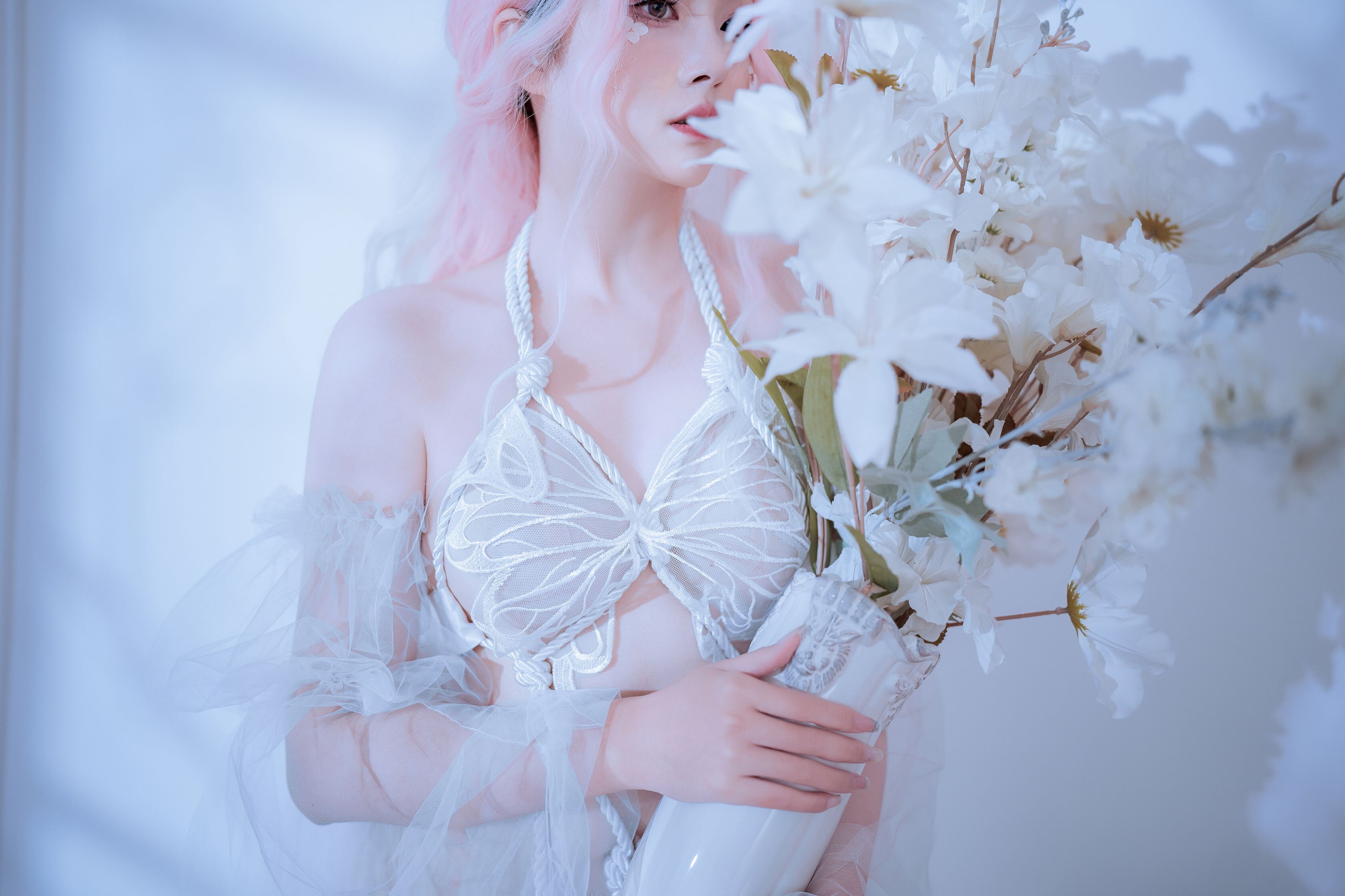 Natsuko Xia Xia Zi - Daytime Moth 61P