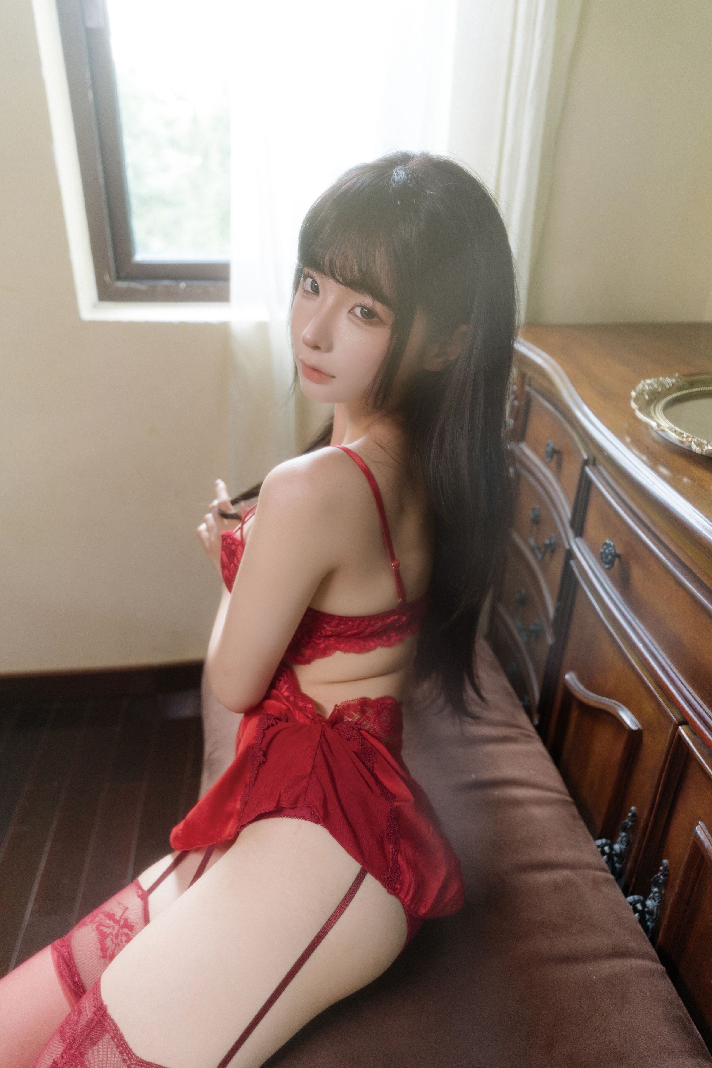 Chun Mo Mo - Tủ 81P