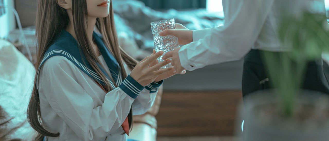Bo anh Yuuhui va Chun Momo Professor's Prank 02