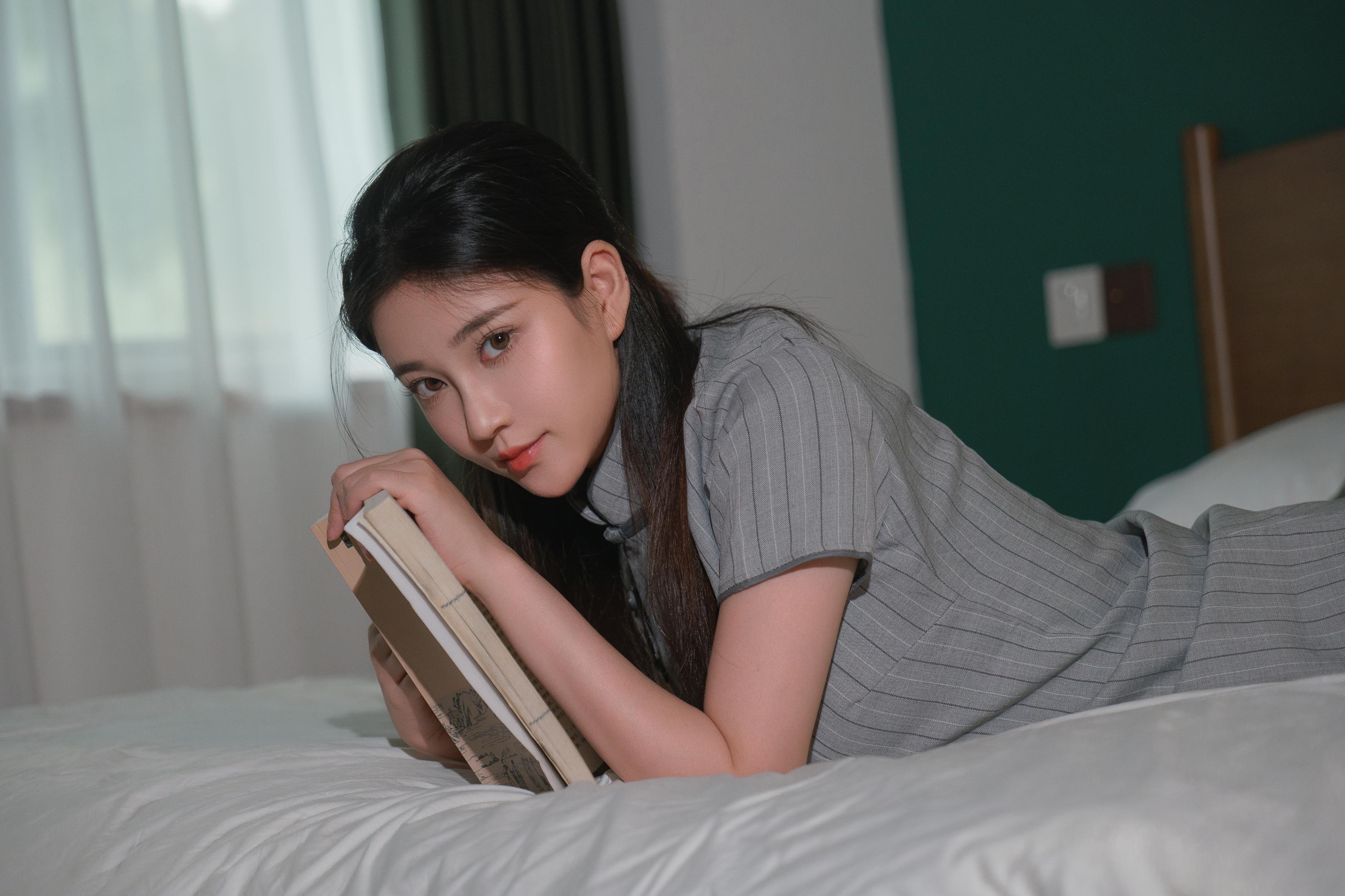 Nian Nian - Hai Shang Hua 80P
