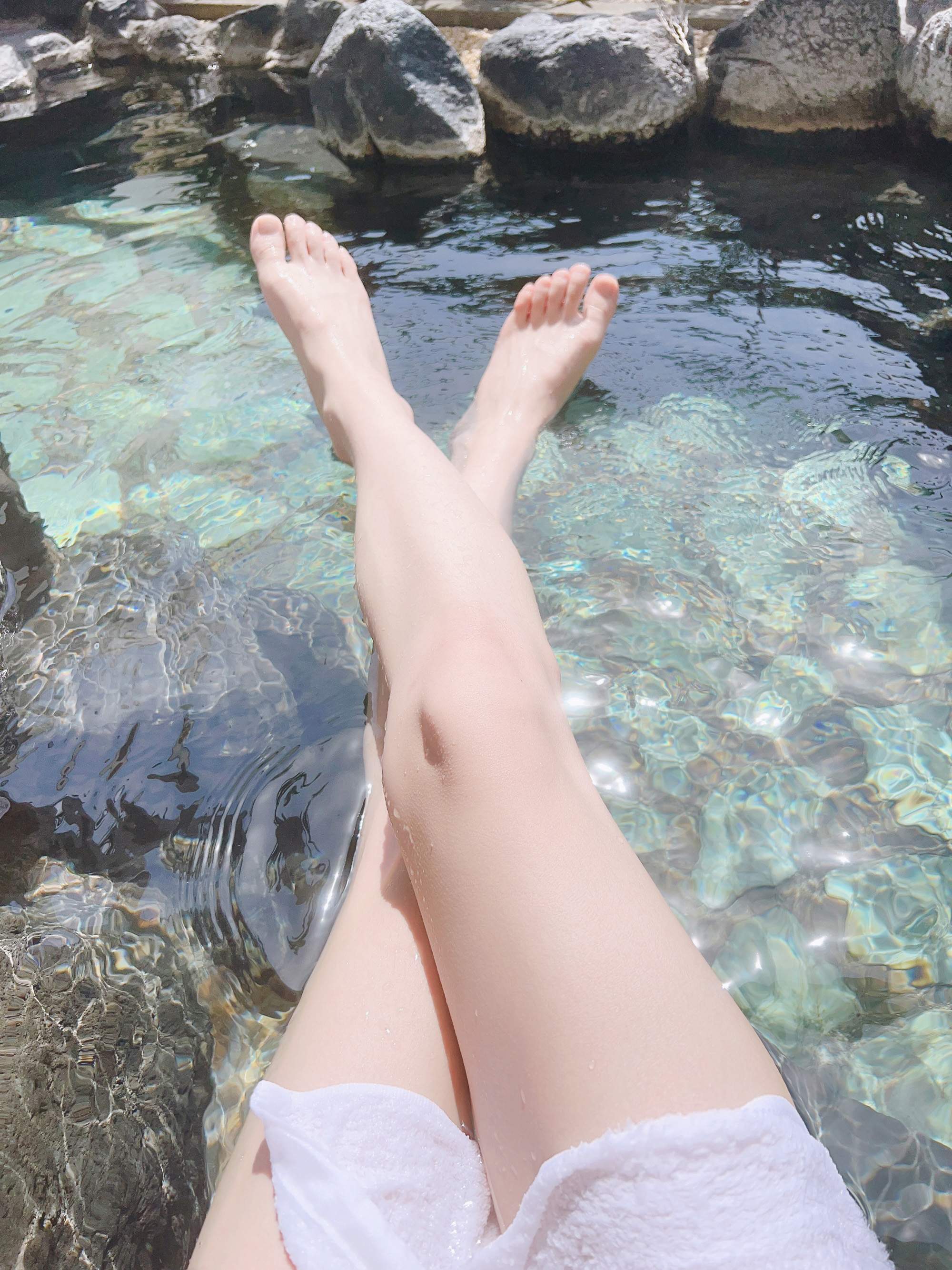Mizumiao Aqua Hot Spring Bath Photo Set