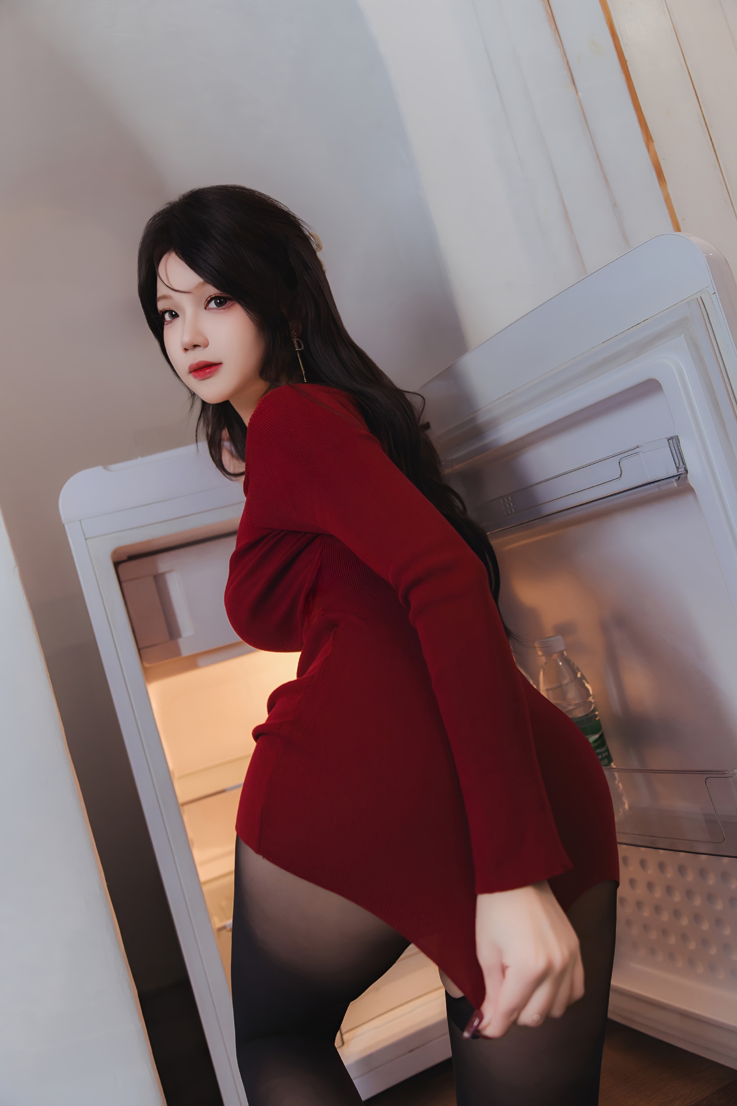 雪晴Astra - 紅裙黑絲襪小嬌妻 69P1V