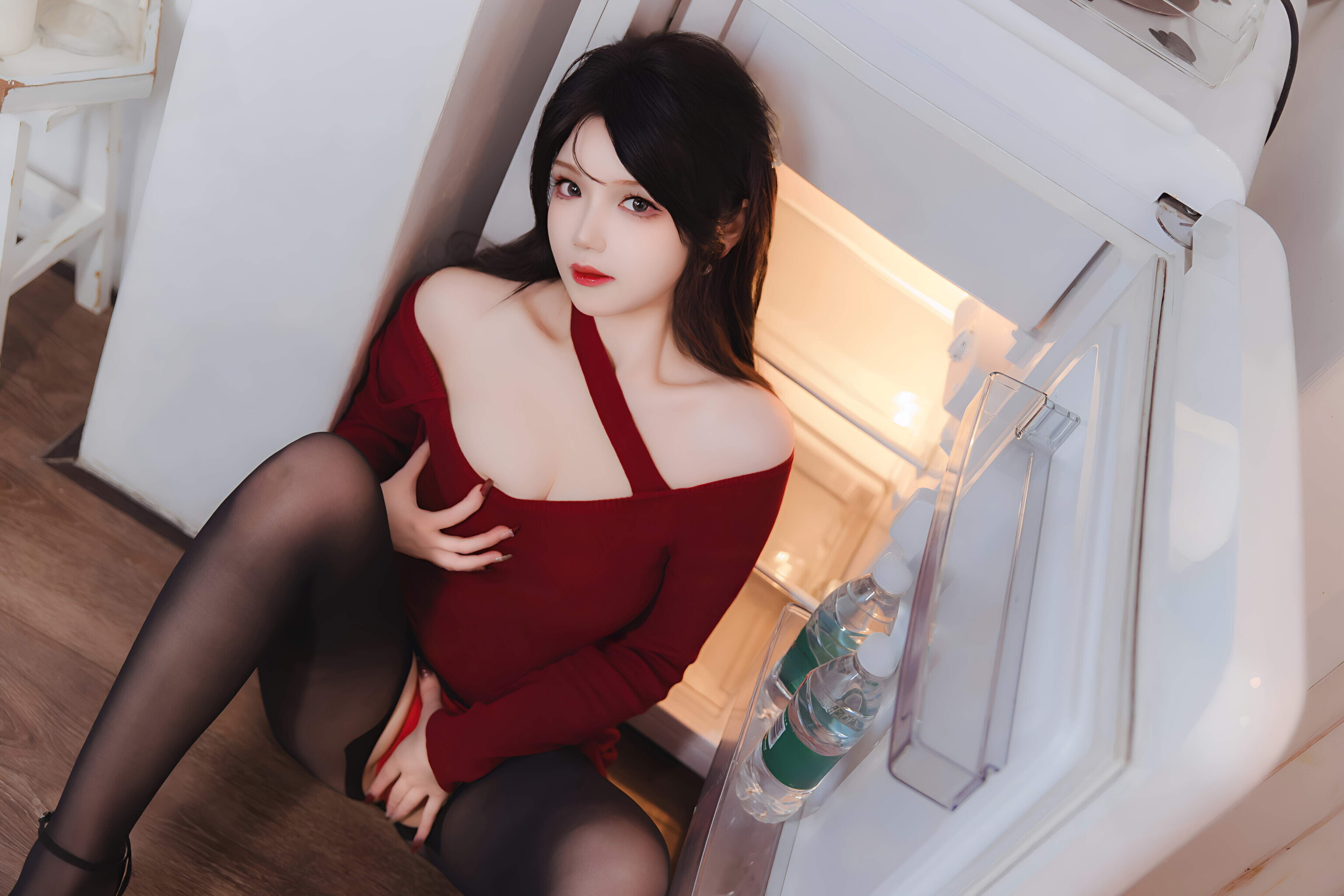 雪晴Astra - 红裙黑丝小娇妻 69P1V