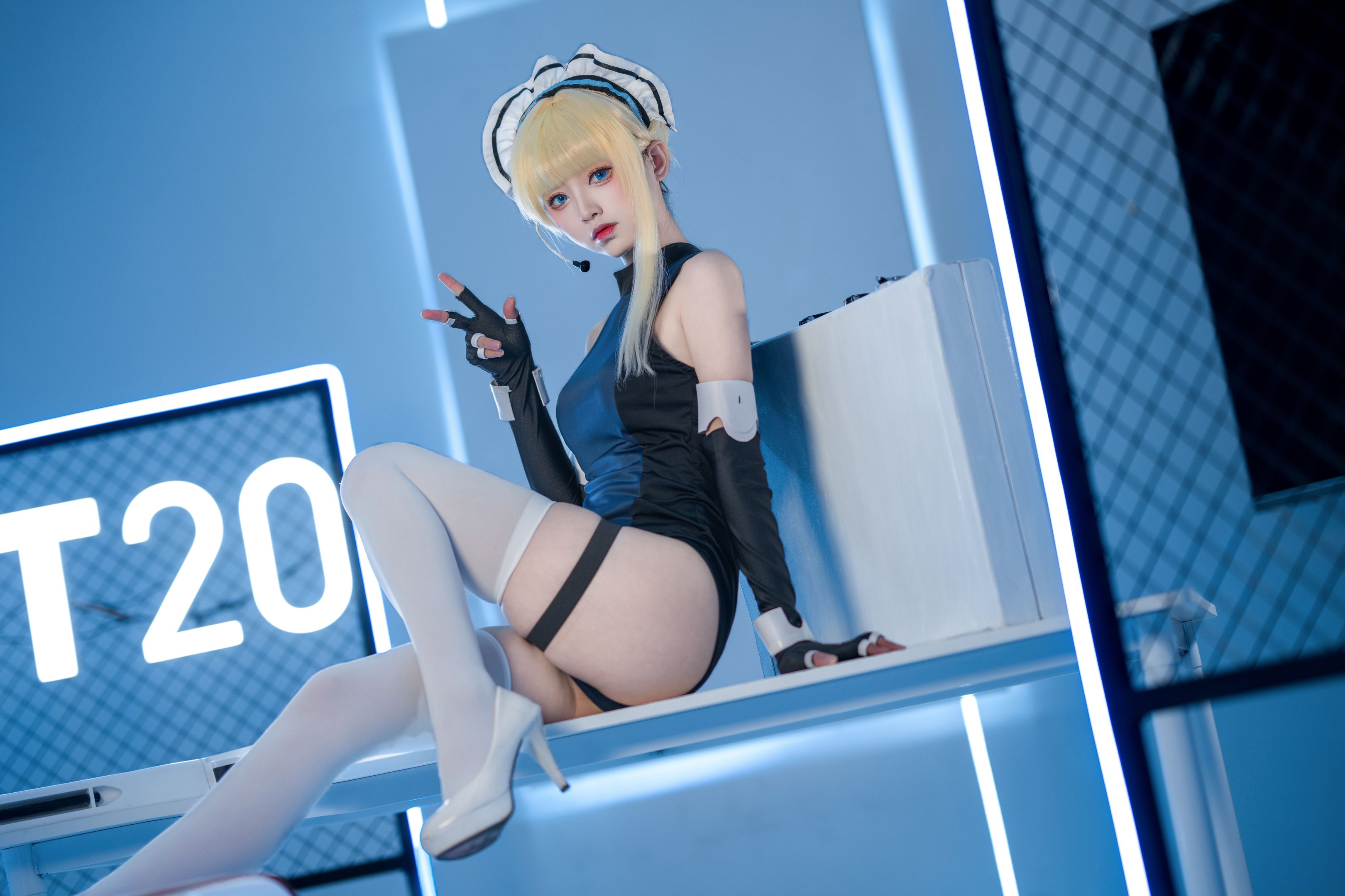 Đại Đại Cuộn Cuộn Tiểu Cuộn - Blue Archive Asuka Mashiro Bộ đồ bó sát