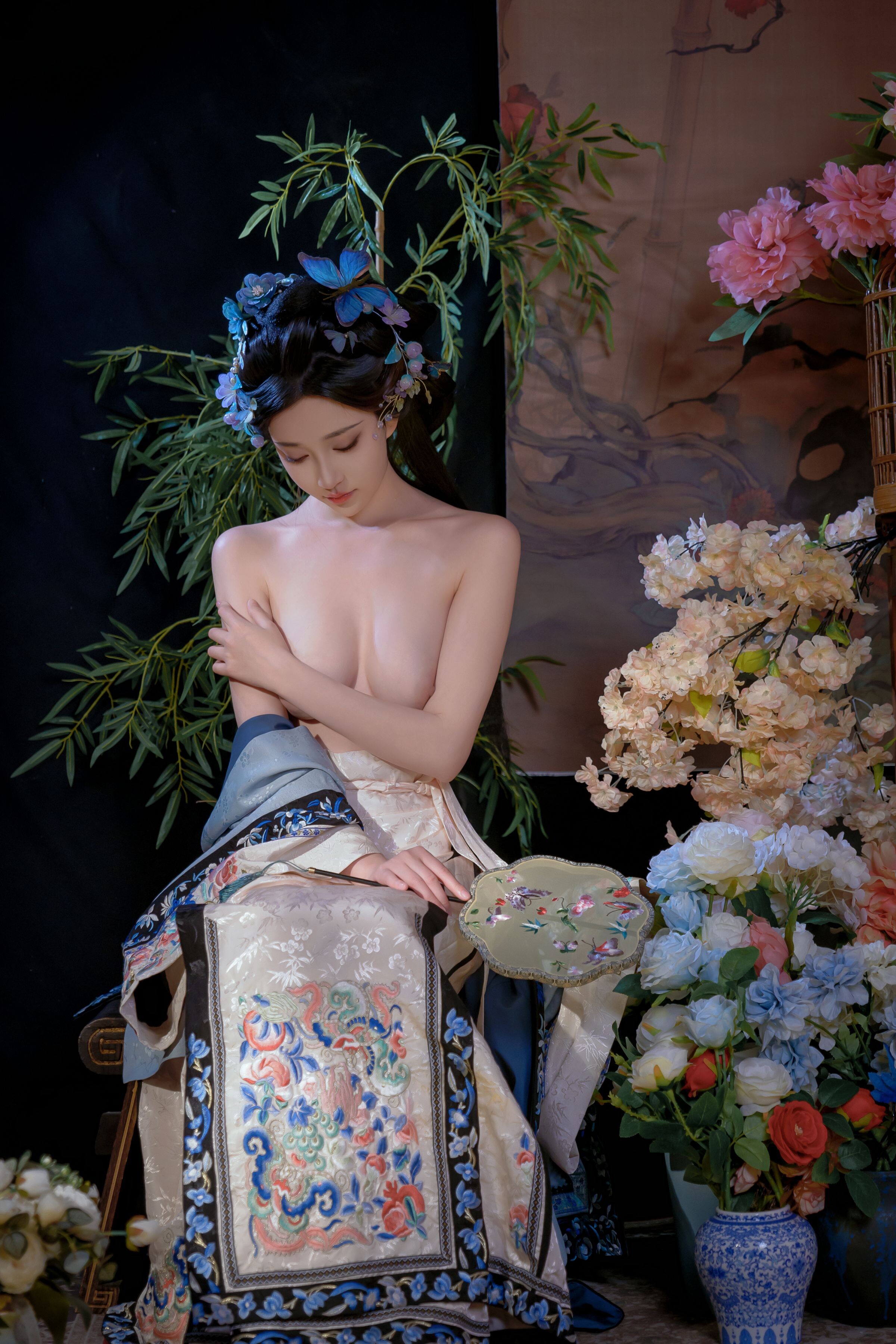 Niên Niên - Sơ Lan Lăng
