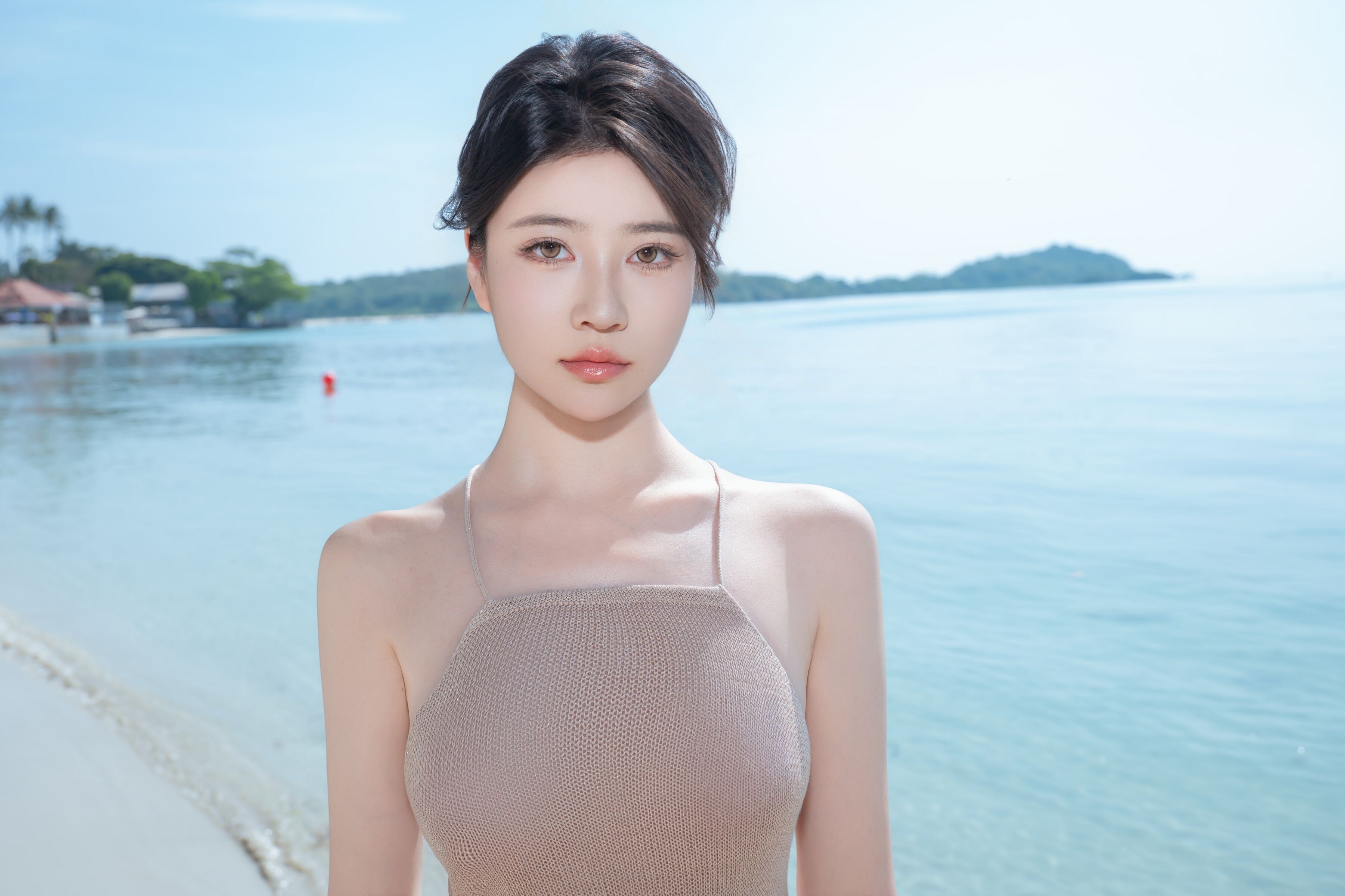 Niannian Nnian Muse Beach Glamour Photo Set