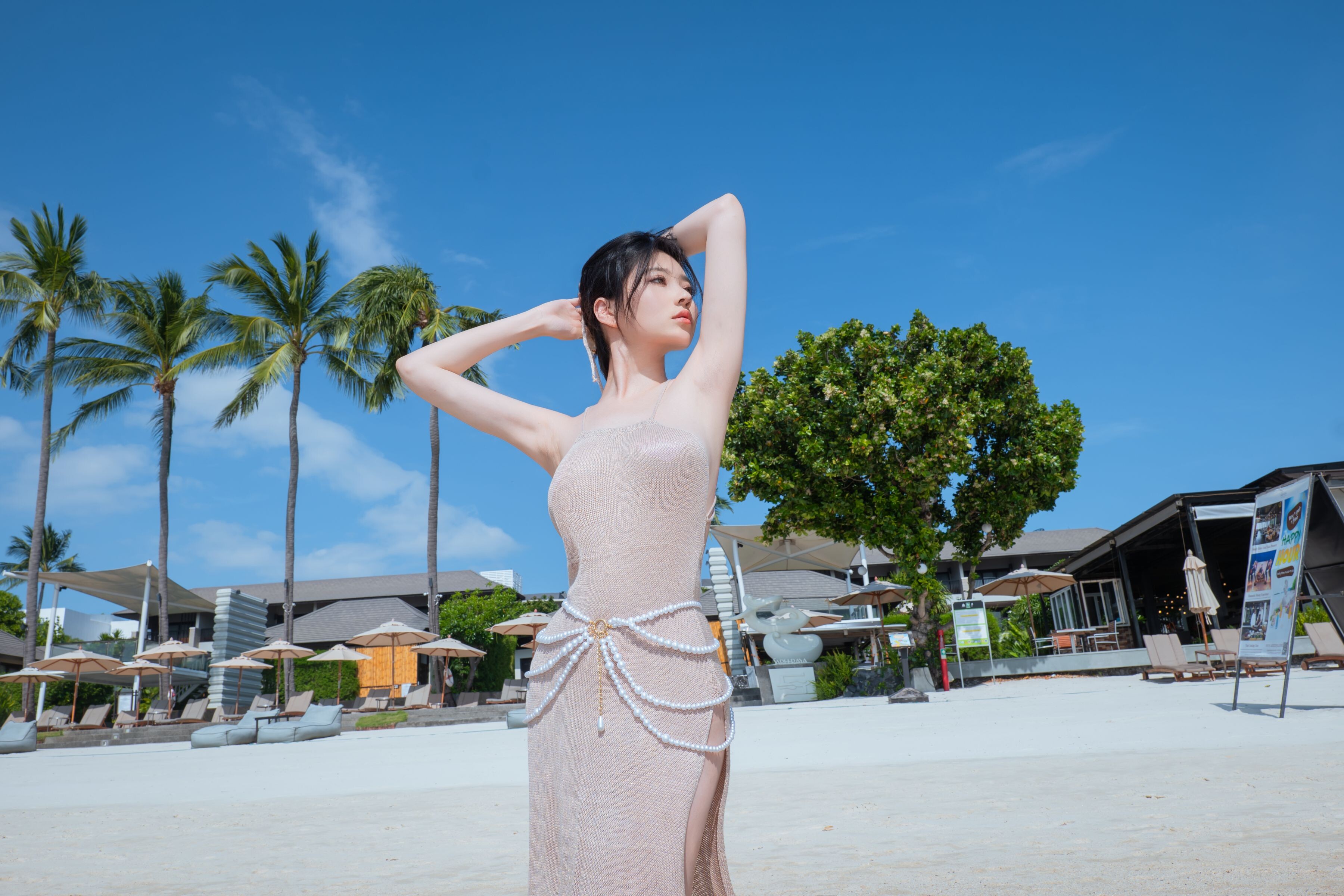 Niannian Nnian Muse Beach Glamour Photo Set