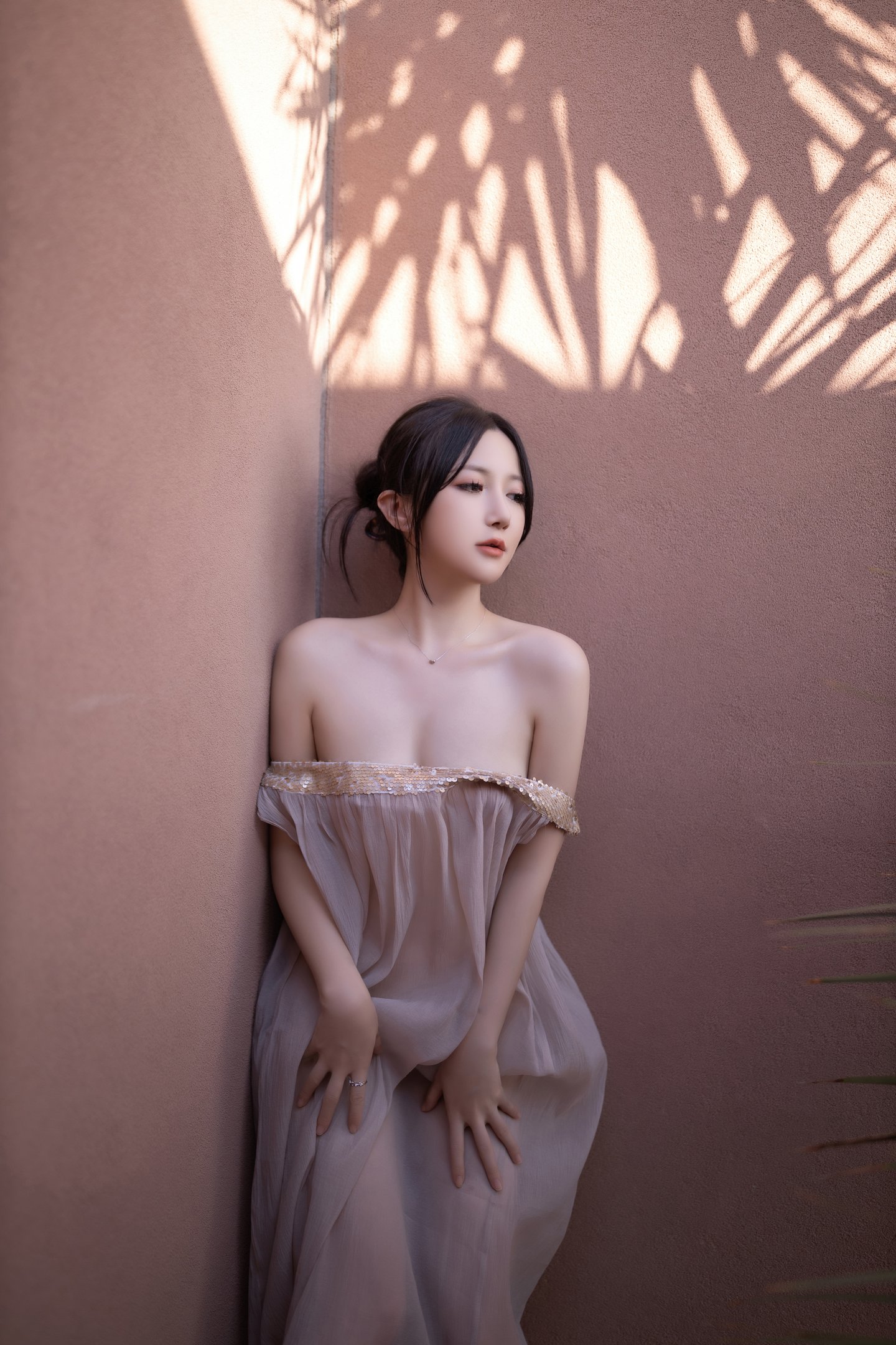 鱼子酱Fish - 抹胸女人 101P