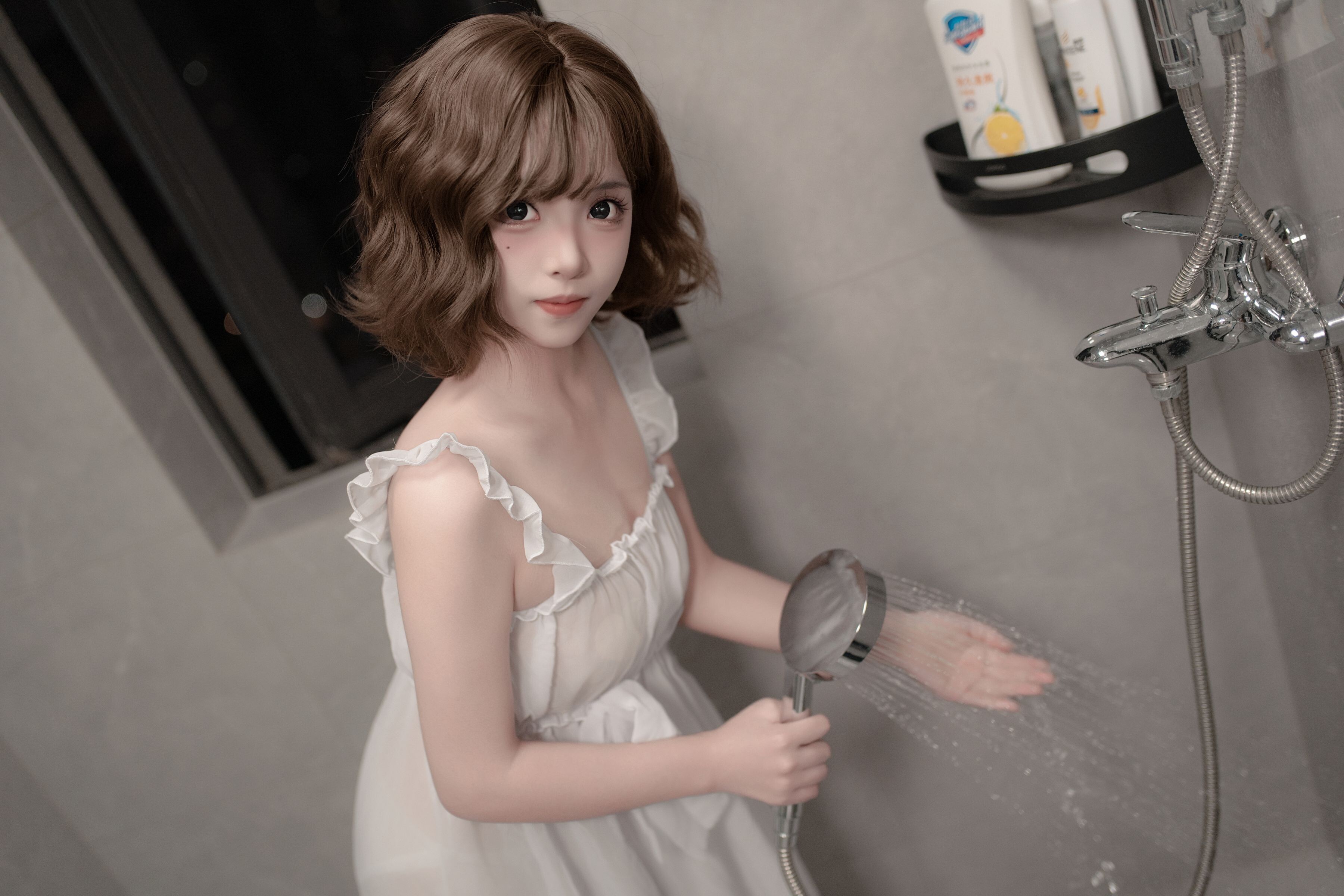 Bangni Bonnie Bộ Ảnh Thân Ướt