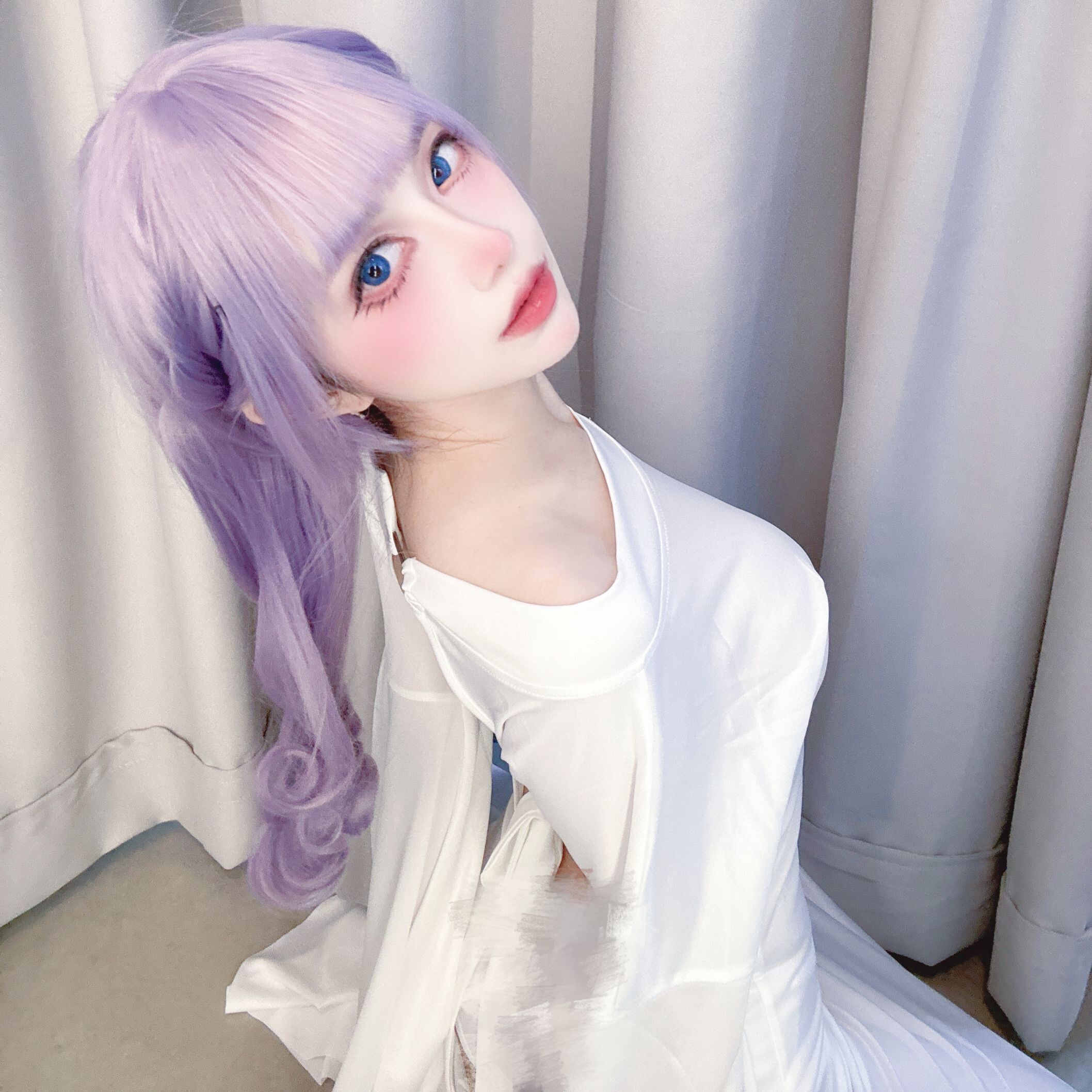Shika Xiaolulu - Ghost Lady 30P