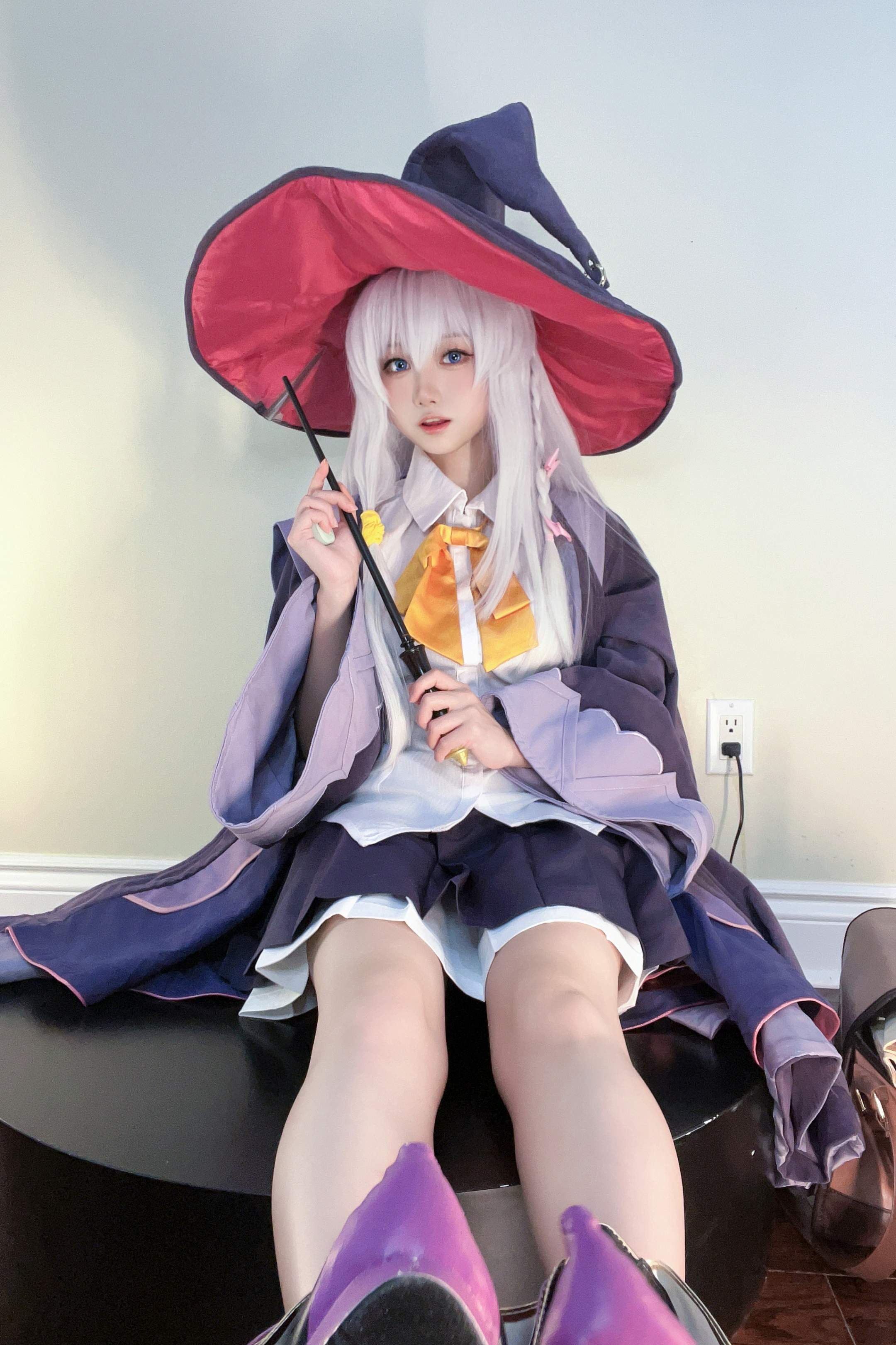 Kozuki AYA - The Witch's Journey Irena Selfie