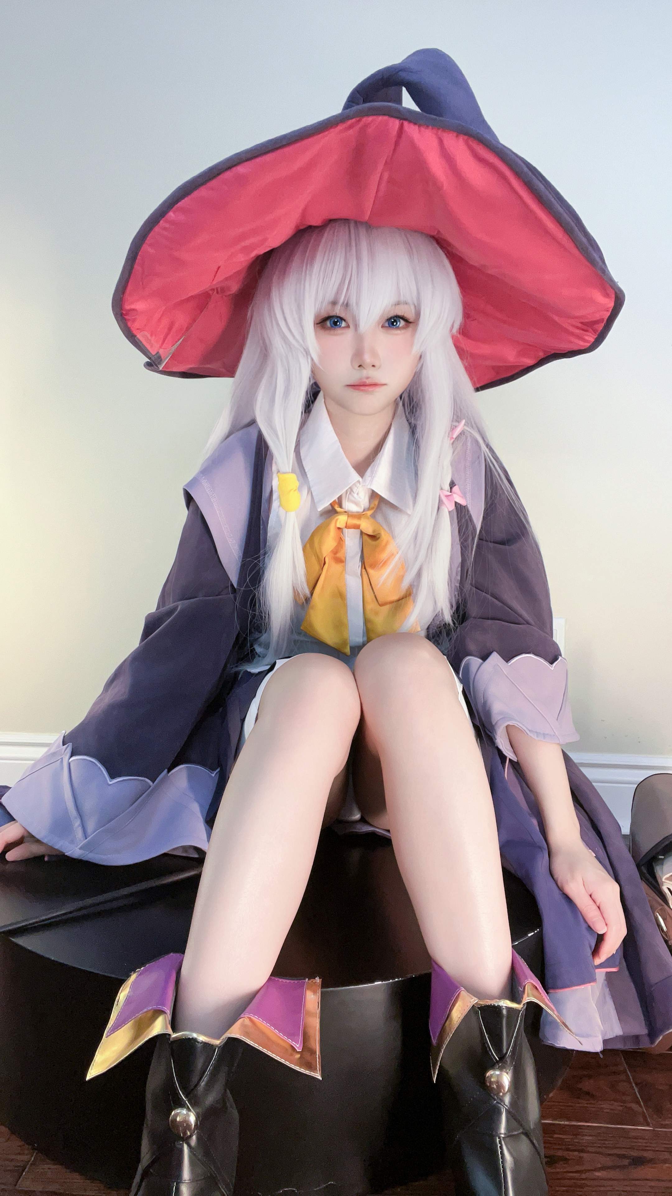 Kozuki AYA - The Witch's Journey Irena Selfie