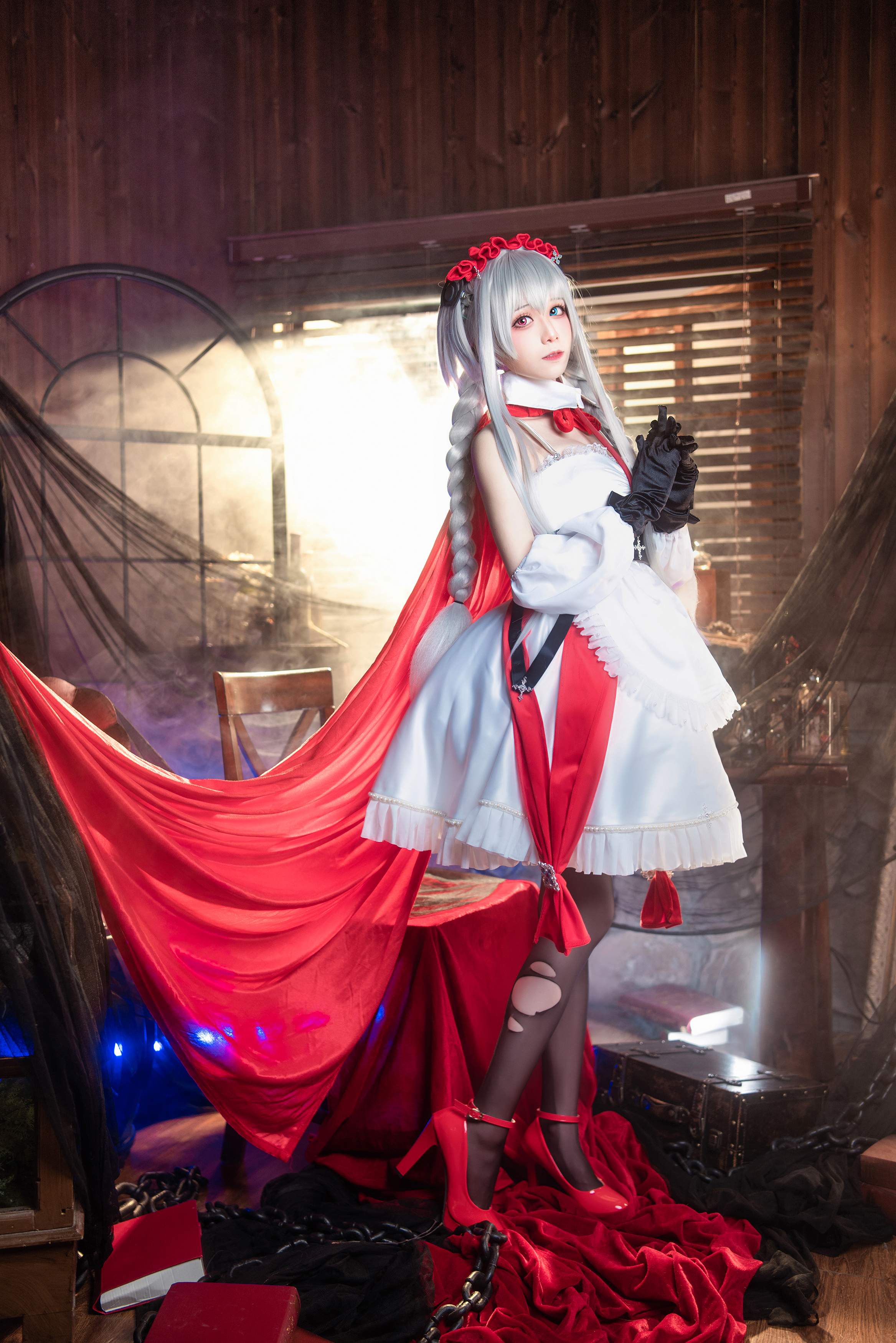 Tomoyo-chan - Azur Lane Elbing Little Red Hood