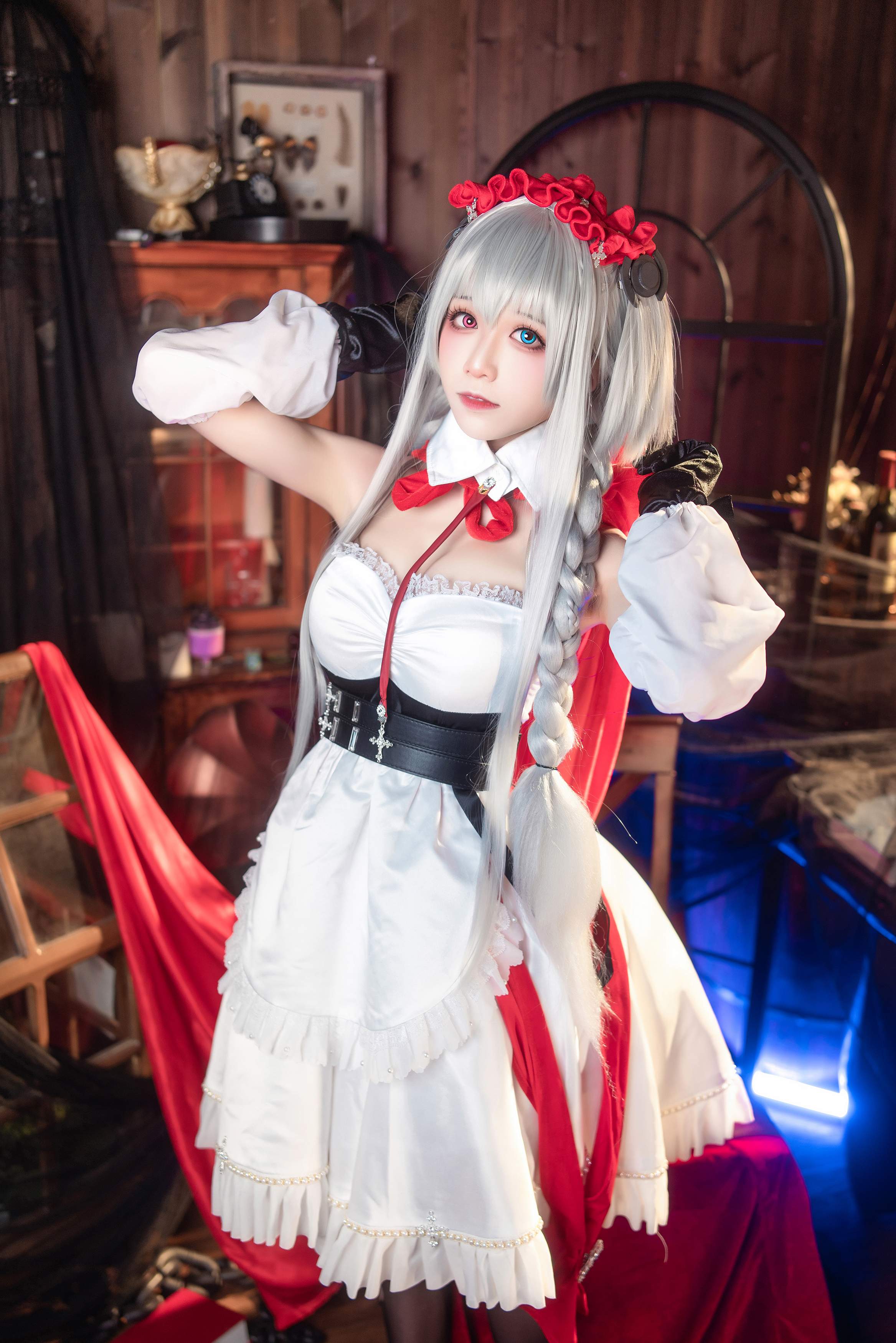 Tomoyo-chan - Azur Lane Elbing Little Red Hood