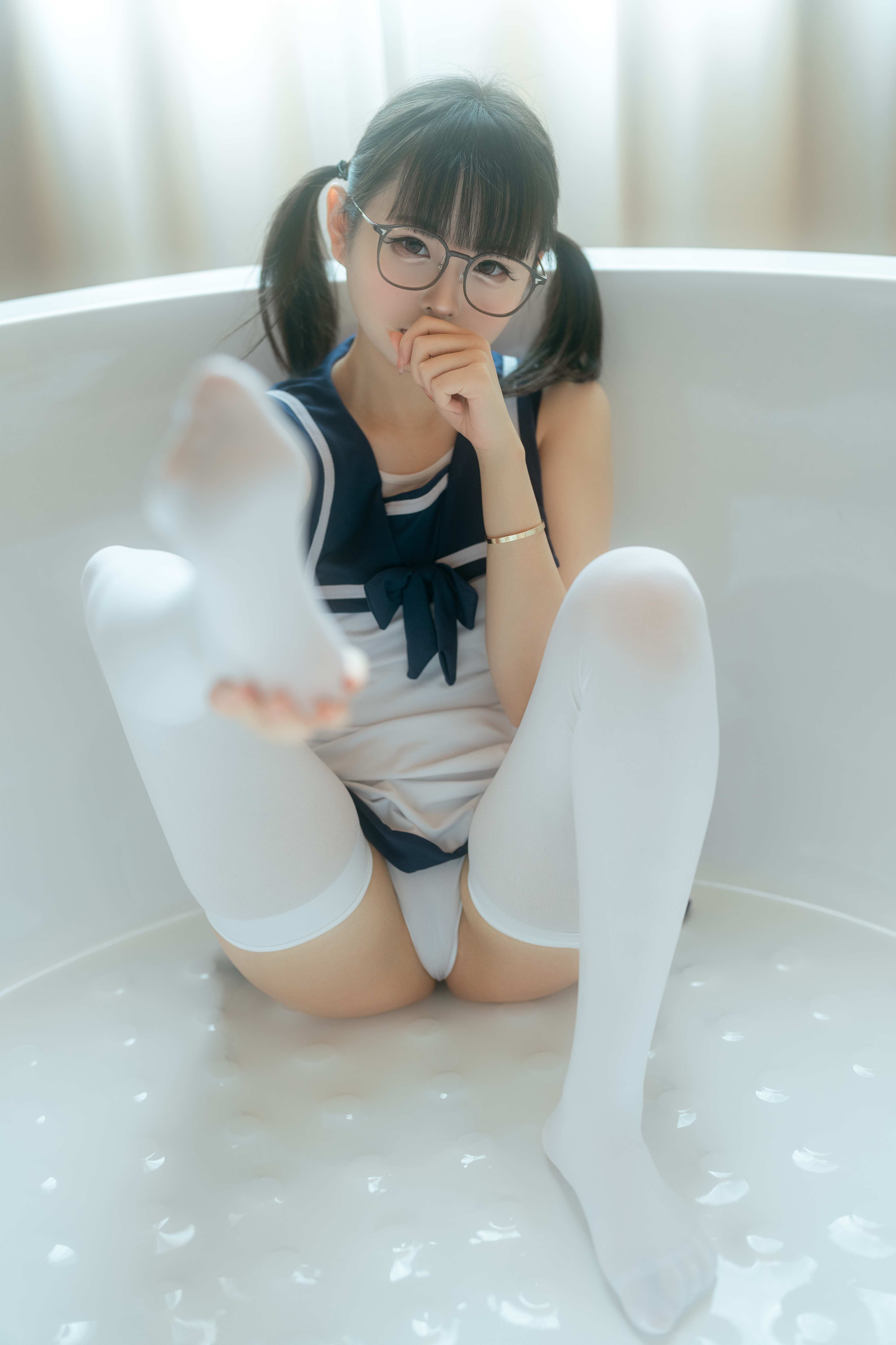 幼水鈴衣 - 夢浴少女 81P1V
