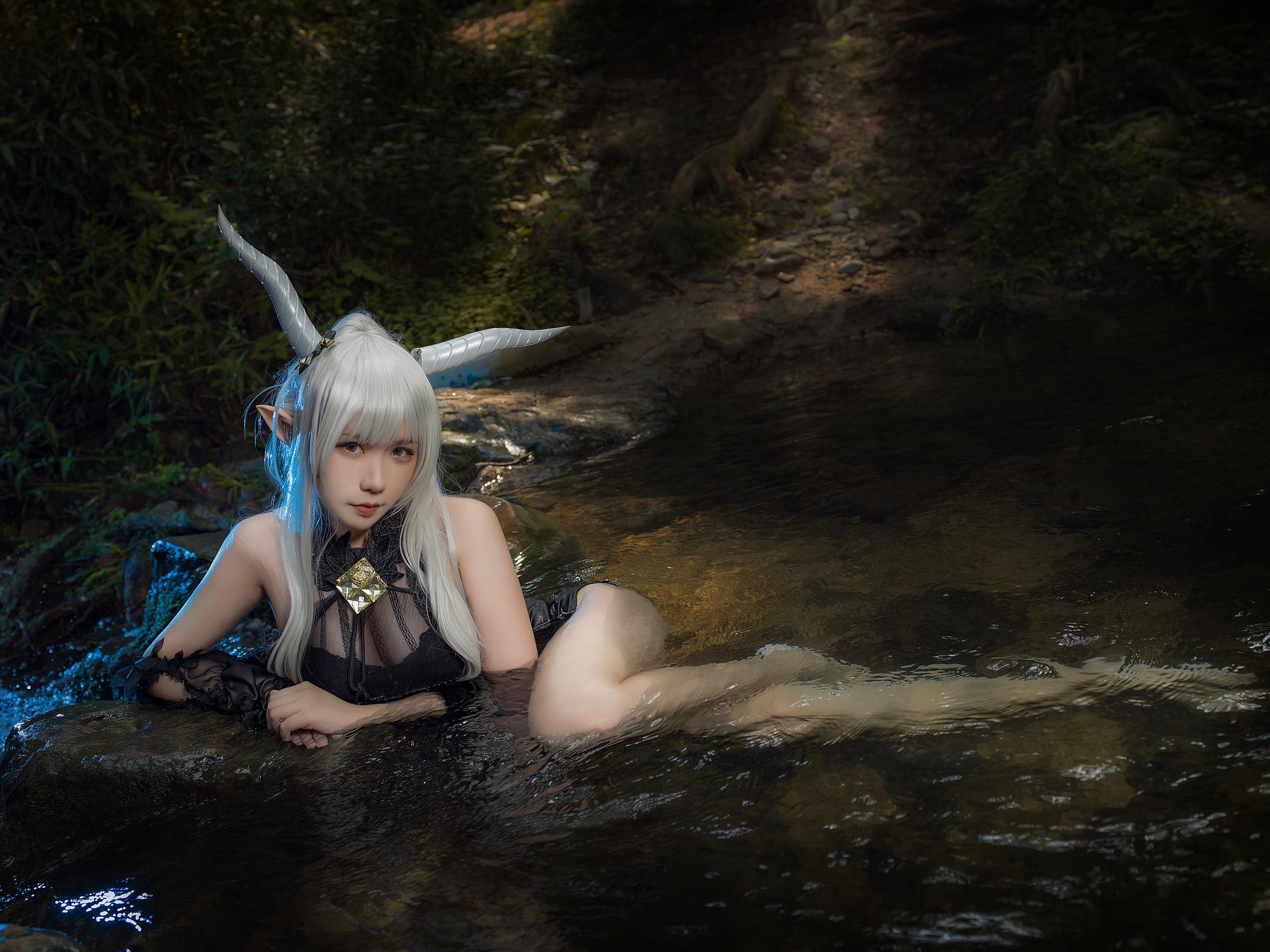 Mafajiang - Arknights Shining Swimsuit 20P