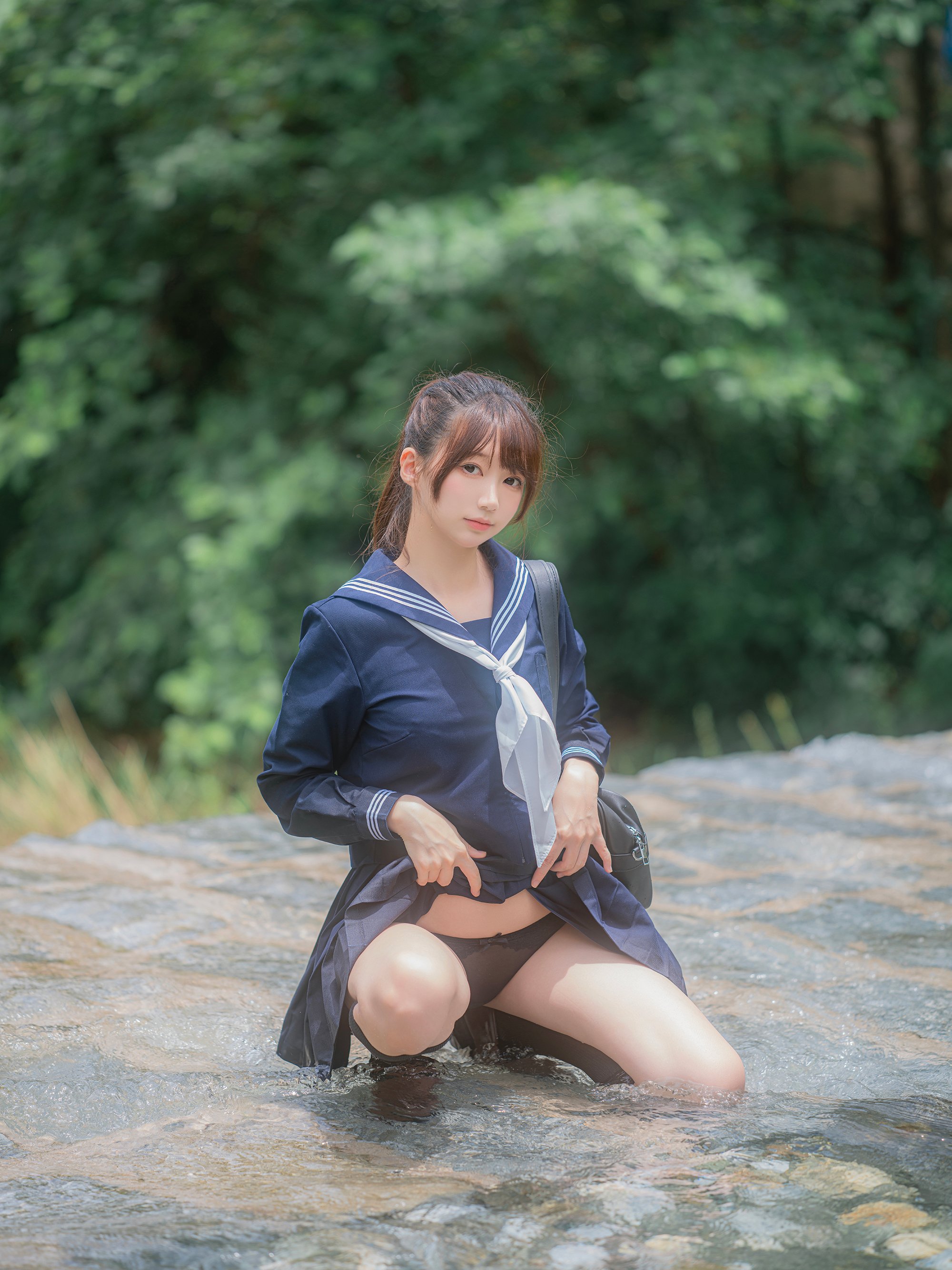 NAGISA Monster Meow - Playing with Water in the River