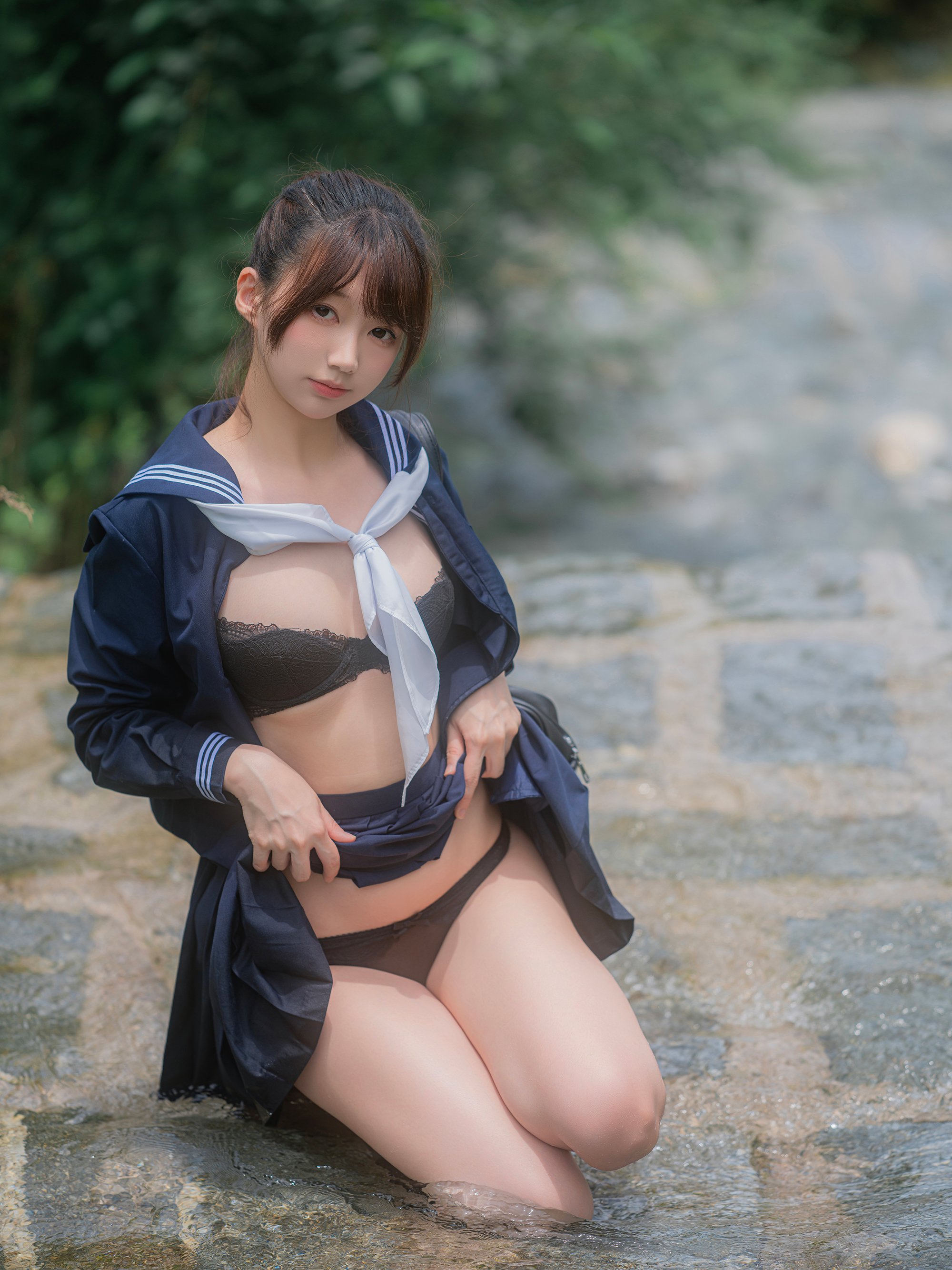 NAGISA Monster Meow - Playing with Water in the River