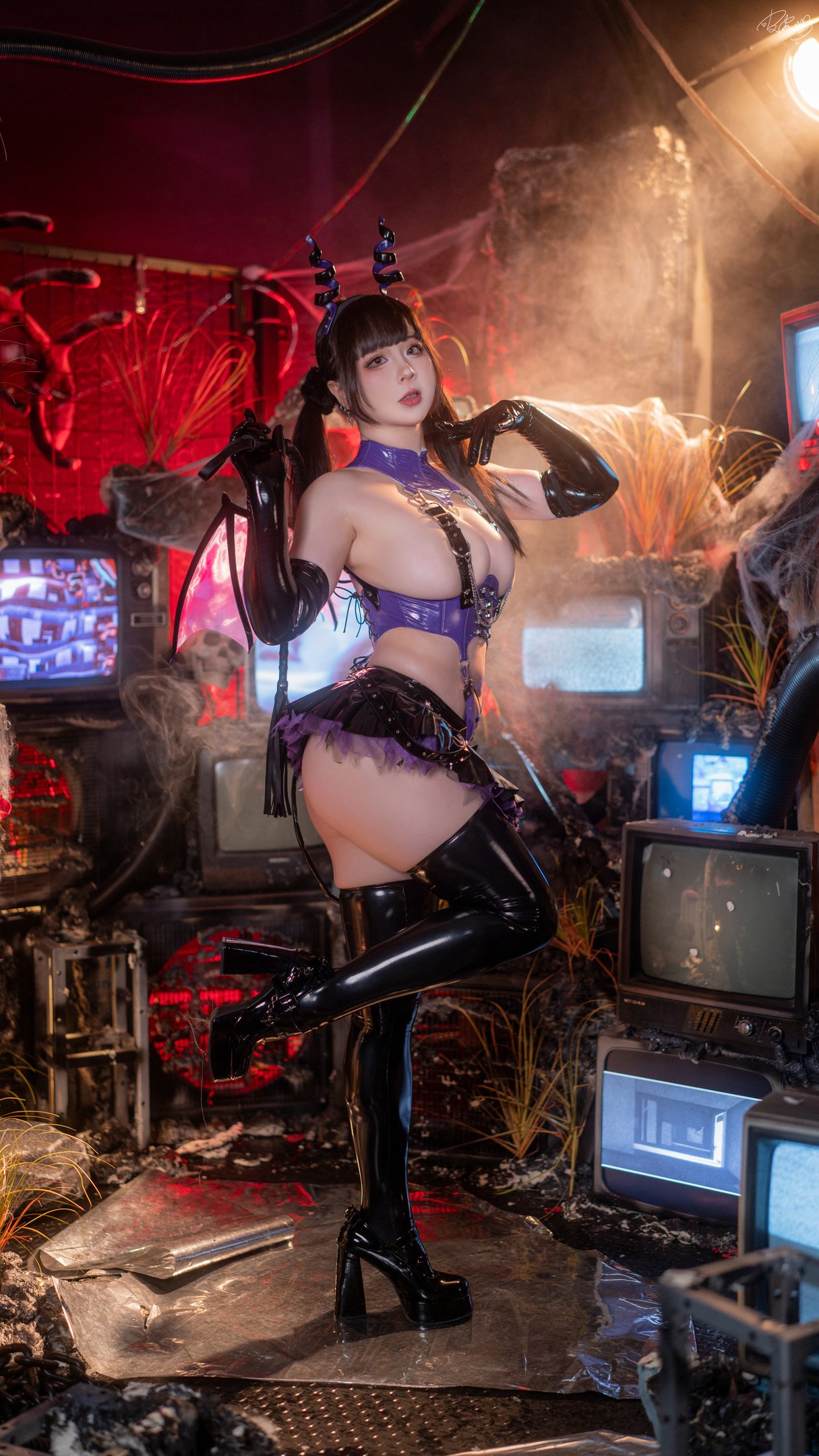 Pi Pi Nai - Cyber Succubus