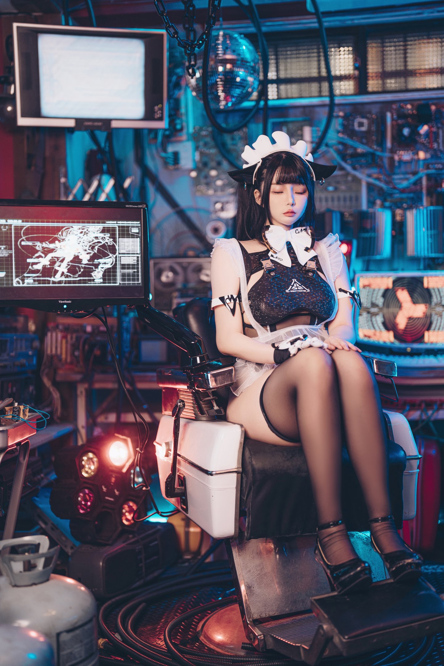 Luoluo Raku - Future Tone