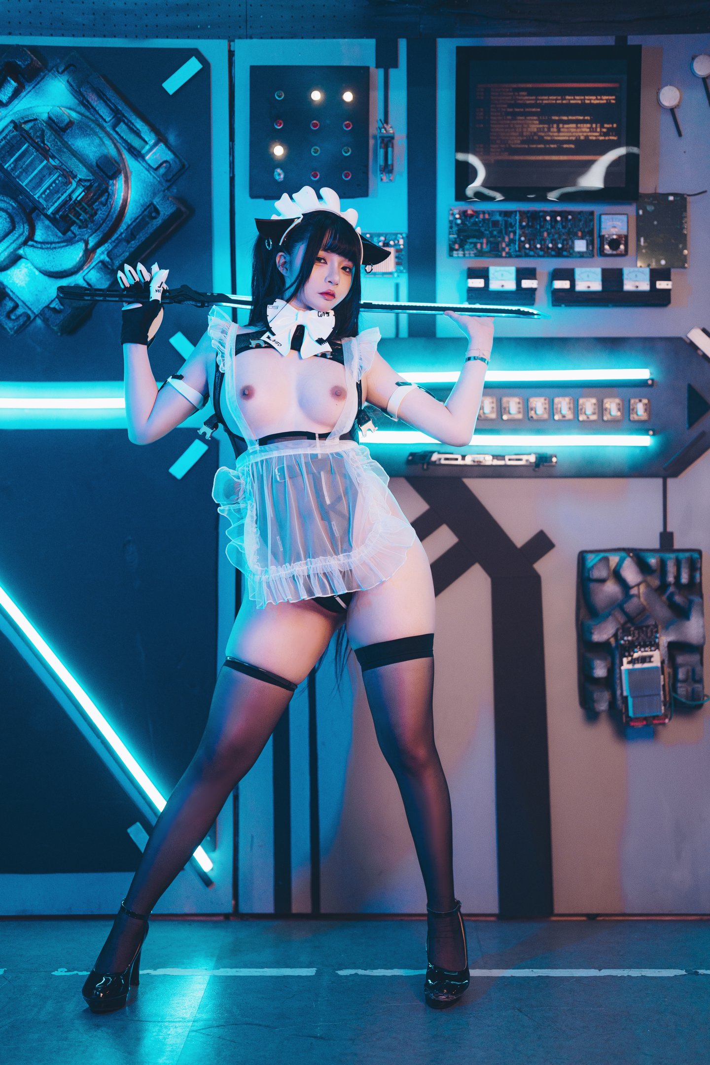 Lạc Lạc Raku - FutureTone