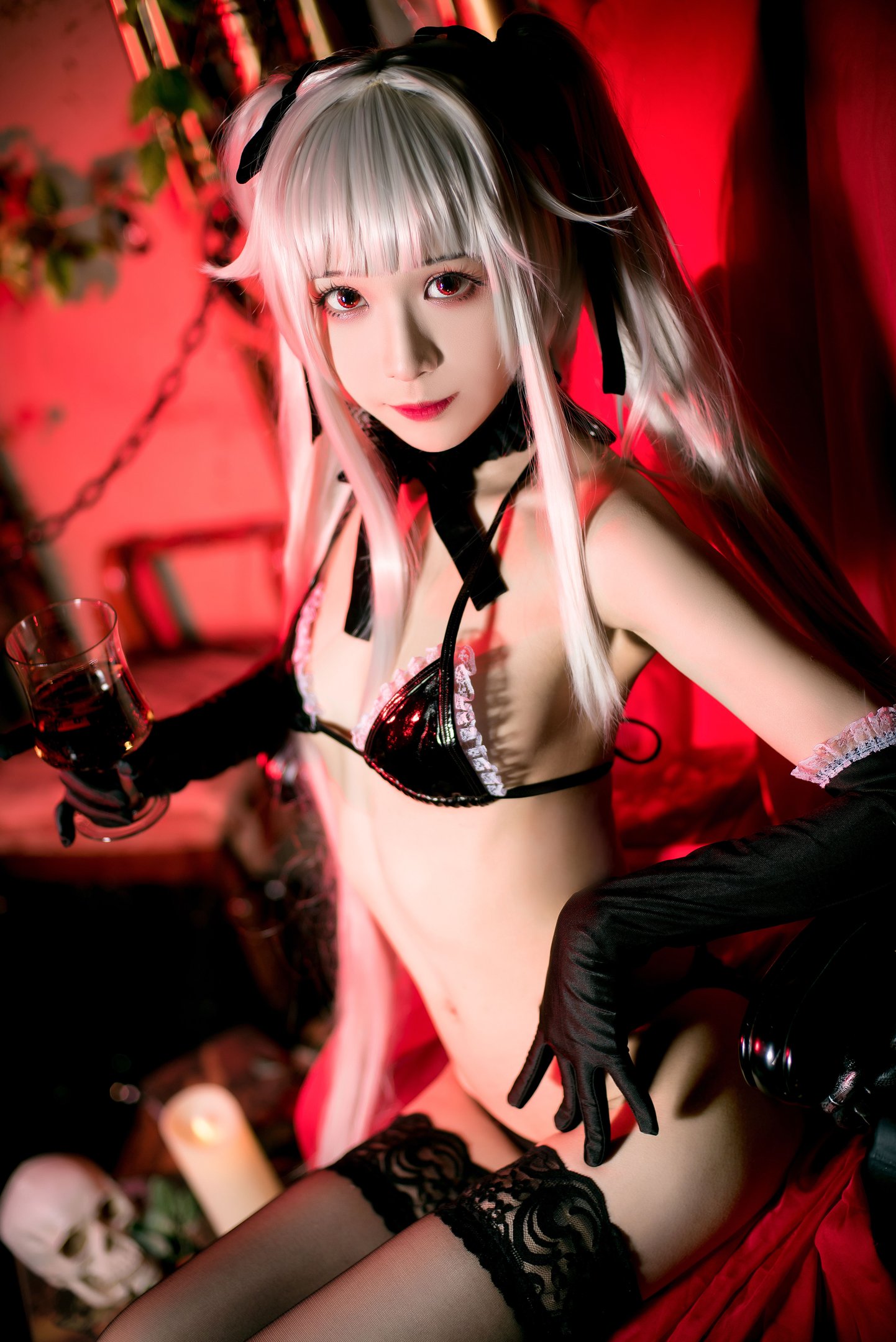 Tomoyo-chan - Wu Zhi Formal Dress & Swimsuit 30P