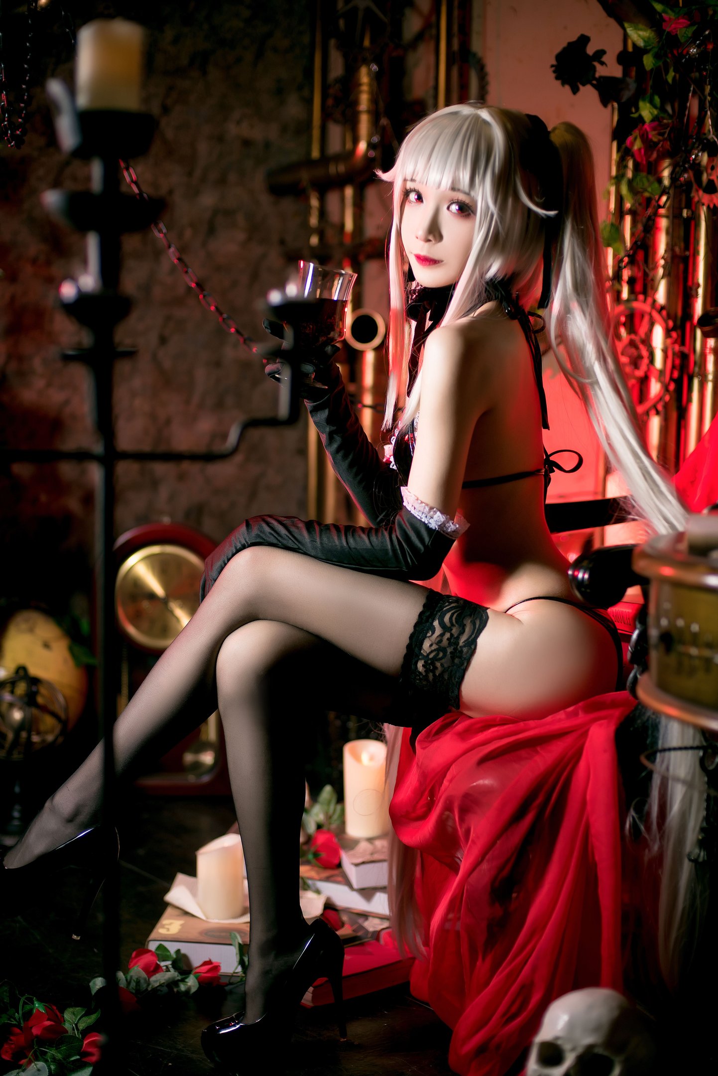Tomoyo-chan - Wu Zhi Formal Dress & Swimsuit 30P
