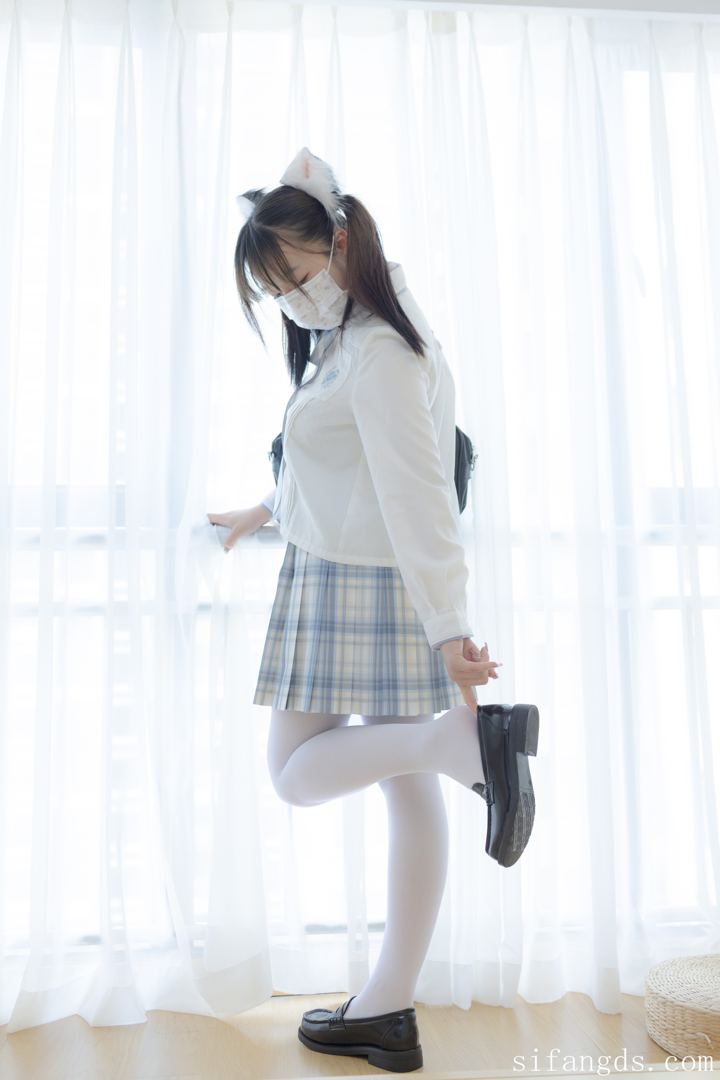 少女秩序 - 未流出美尻巨乳萝莉捆绑调教 180P1V | 화보 갤러리 업데이트