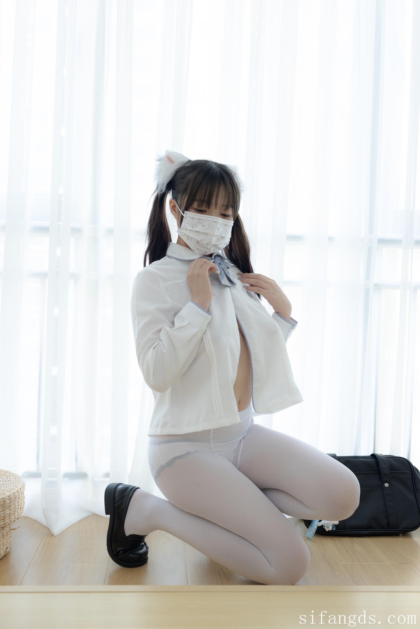 少女秩序 - 未流出美尻巨乳萝莉捆绑调教 180P1V | cập nhật thư viện ảnh