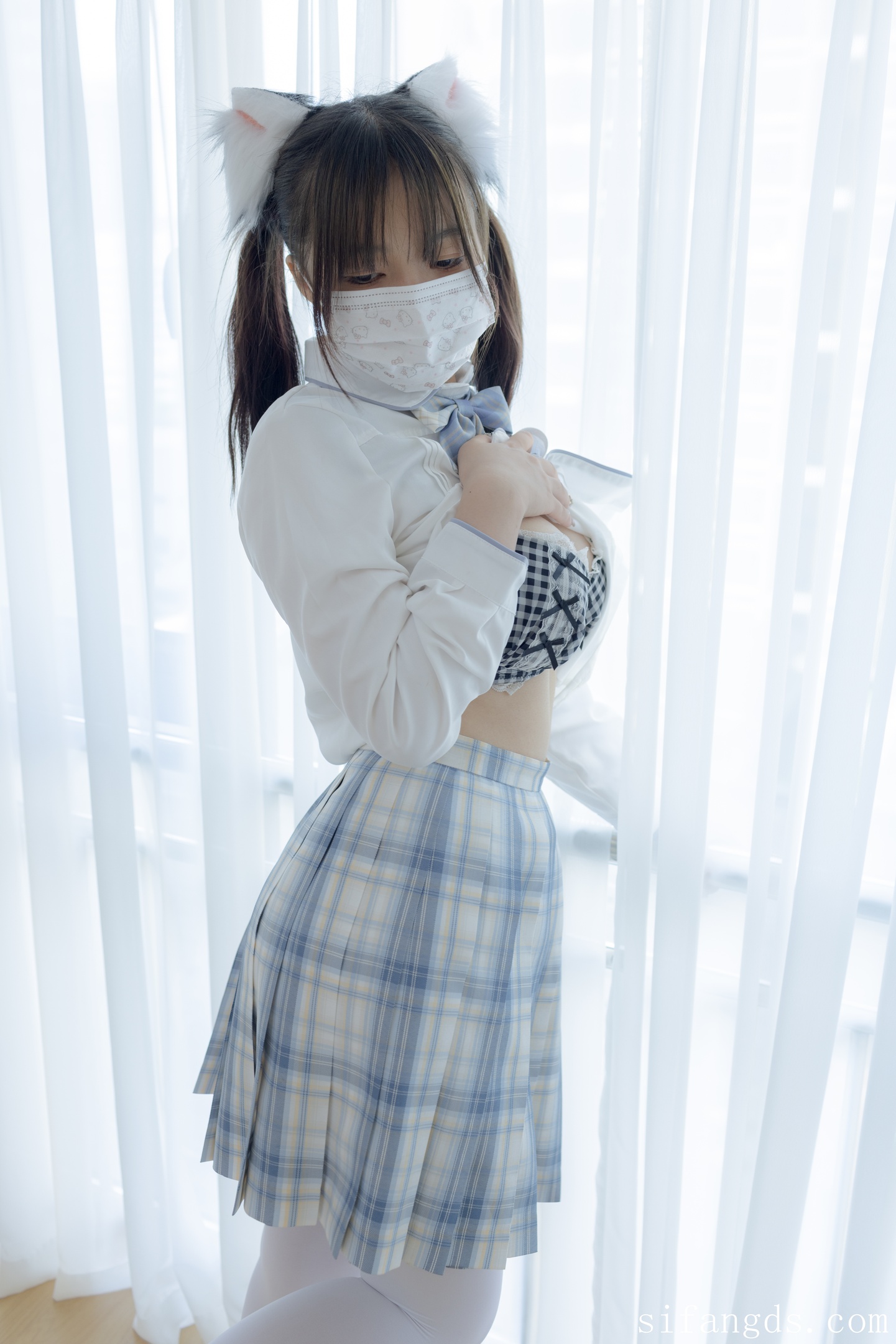 少女秩序 - 未流出美尻巨乳萝莉捆绑调教 180P1V | 94写真SEO精选