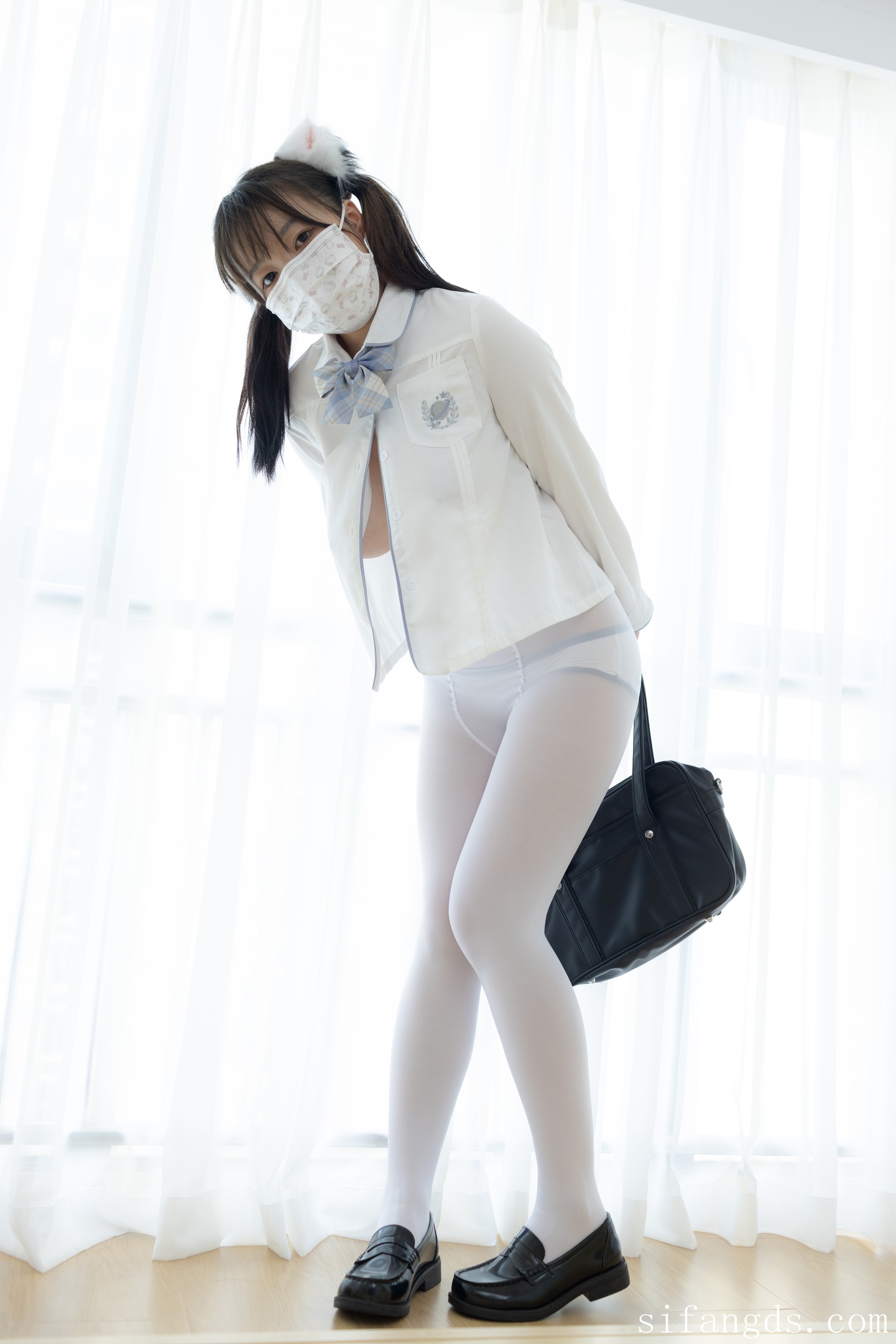 少女秩序 - 未流出美尻巨乳萝莉捆绑调教 180P1V | 화보 갤러리 업데이트