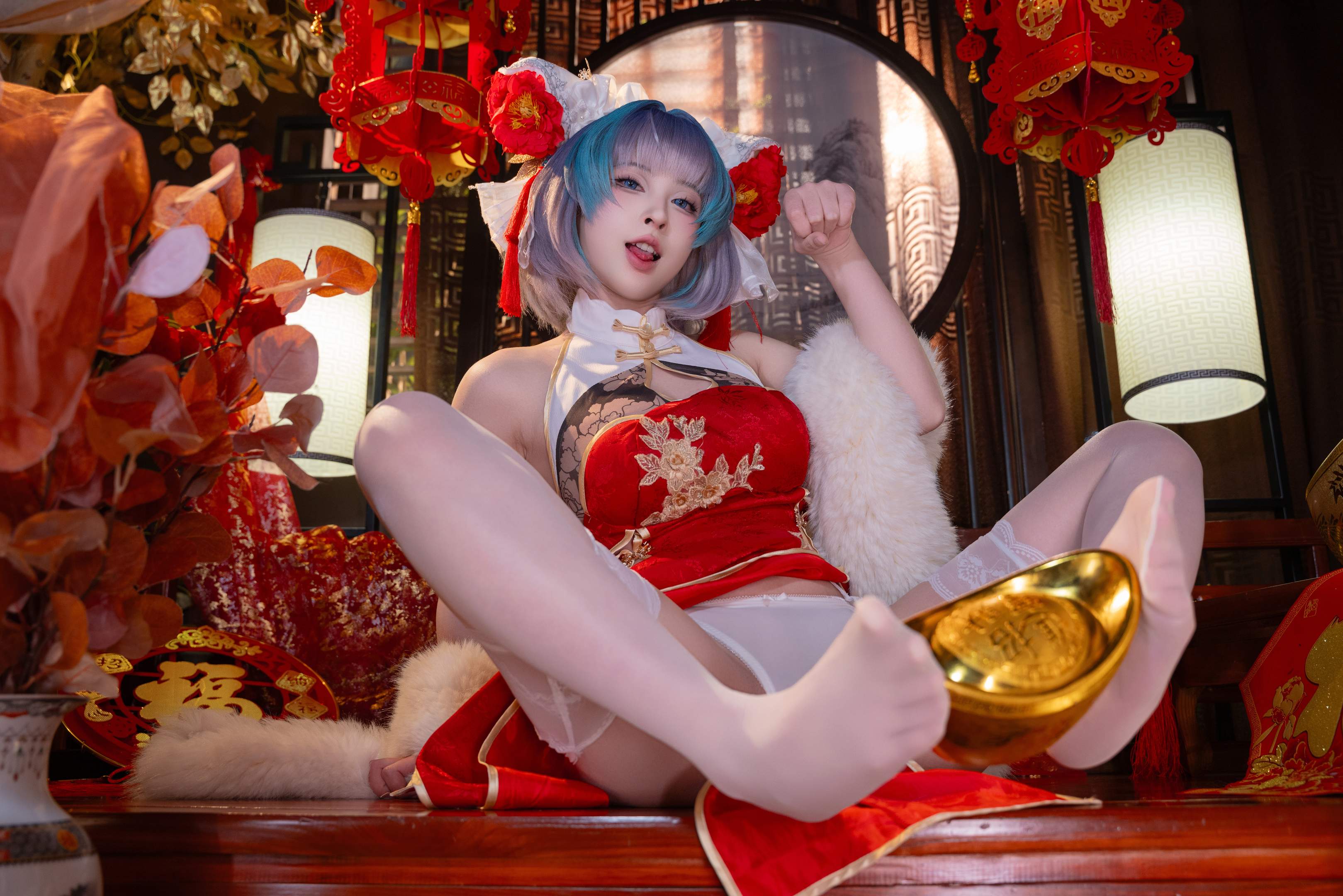 清水由乃 - Bạch Lam Hàng Tuyến Trà Khương Tân Xuân Qipao