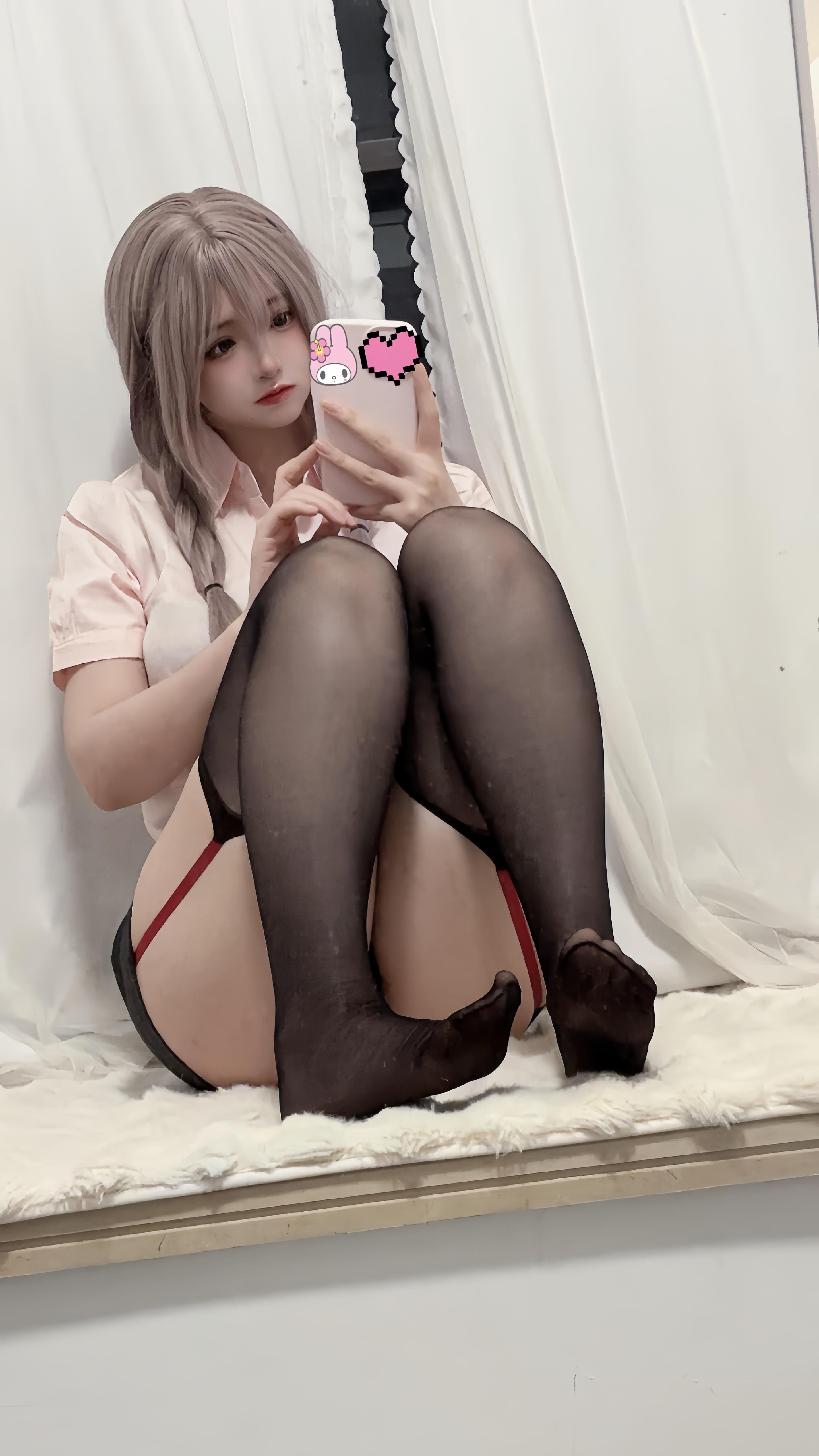 Crazy Cat ss January 2024 Fantia Stockings 79P