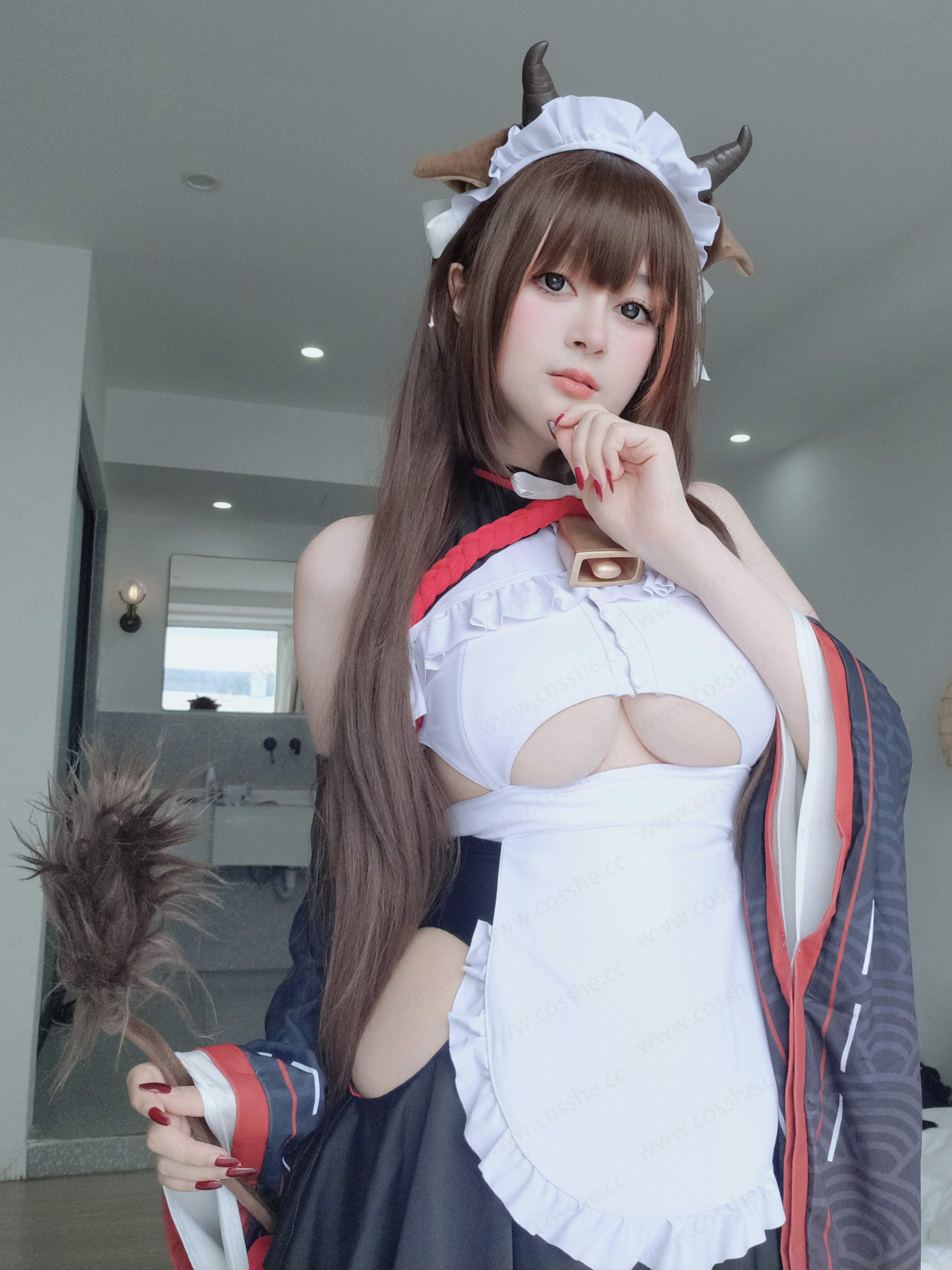 白銀81 - アズールレーン 樫野 88P1V