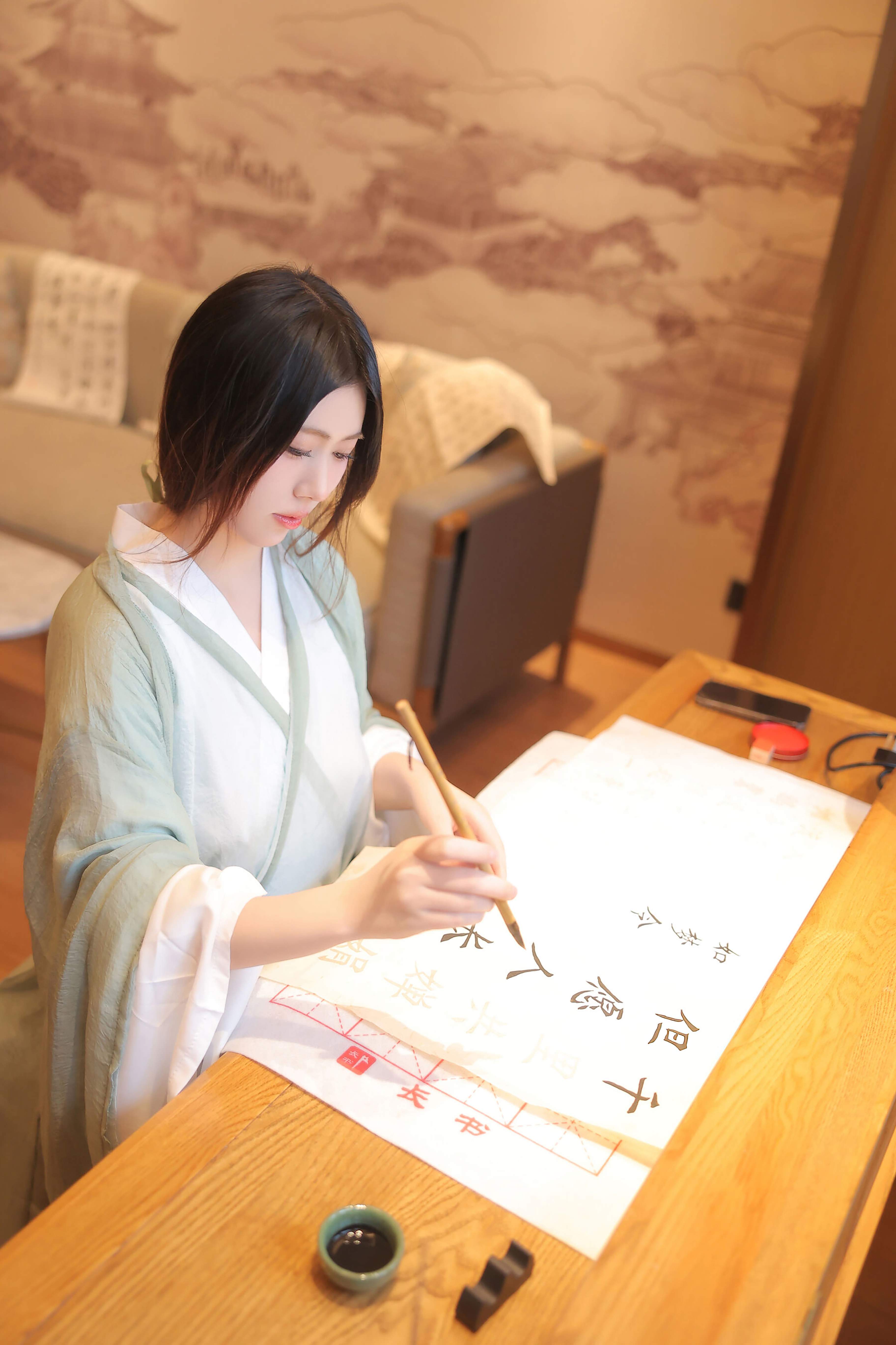 Egg Treasure - Ancient Style Hanfu