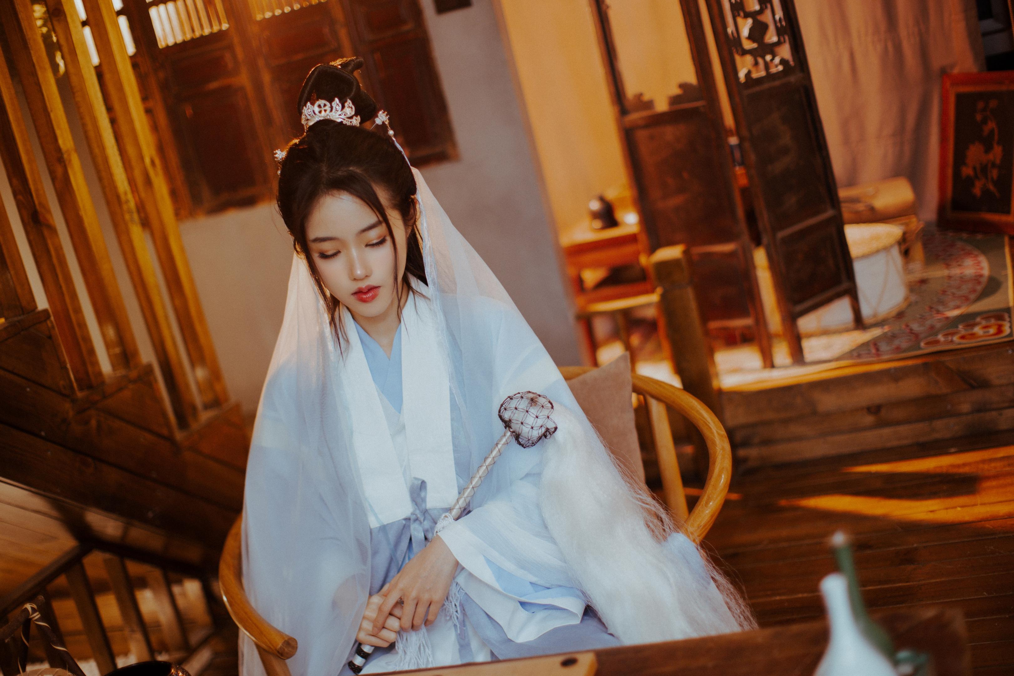 钛合金TiTi - Cuộc sống vô hồn 84P