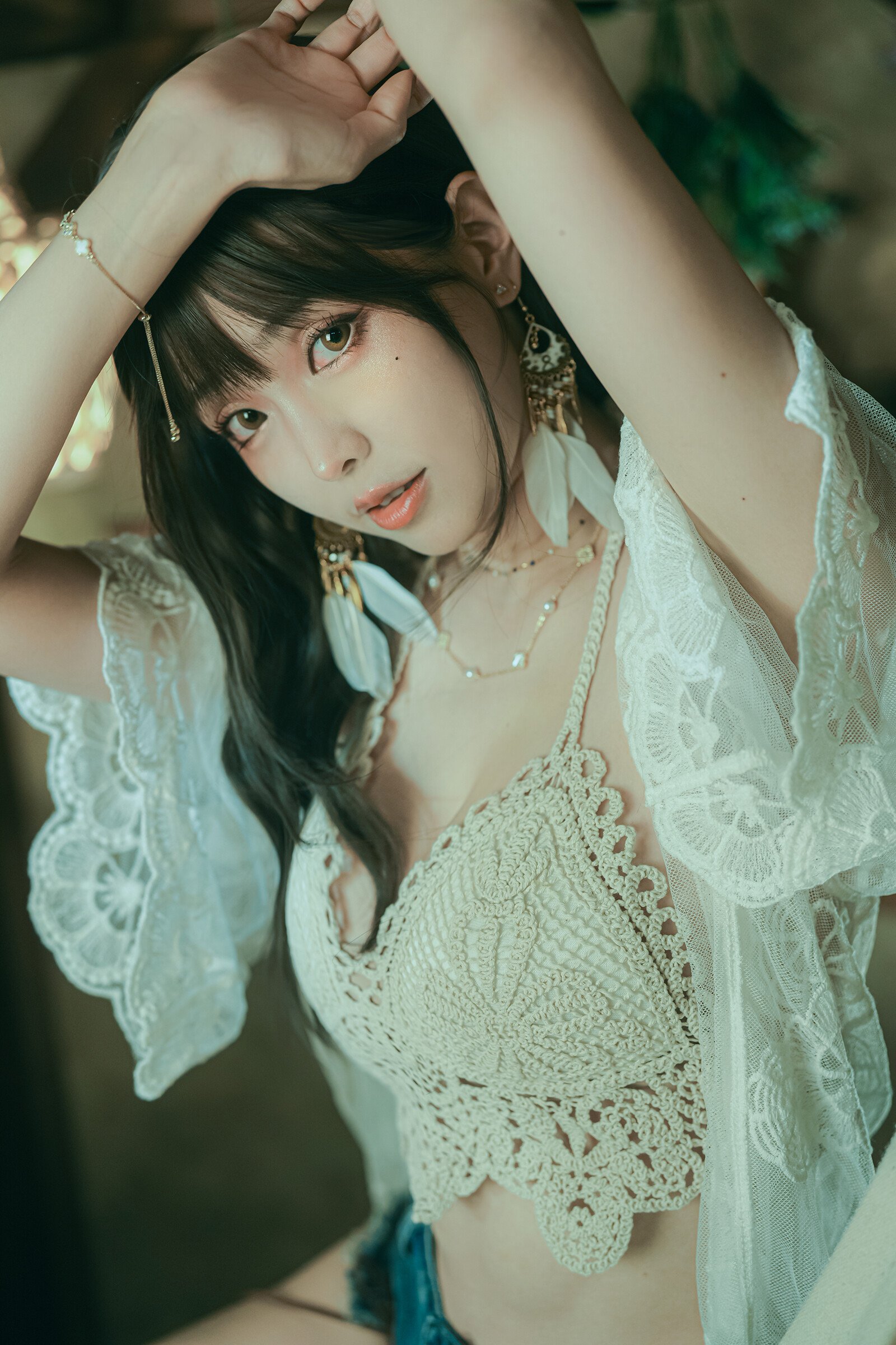 ElyEE子 - Secret Treehouse Escape 31P