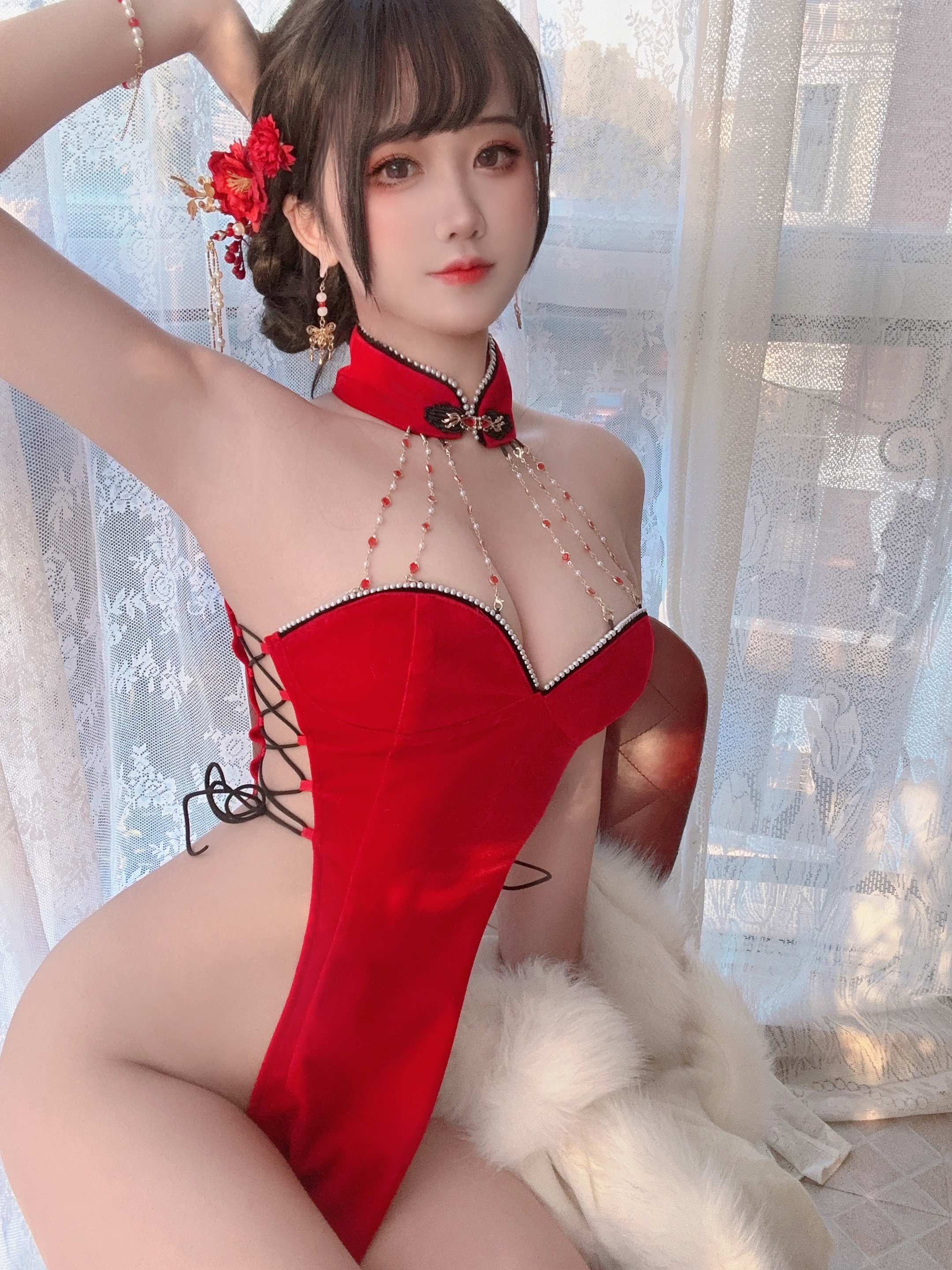 Ba độ_69 - Áo dài nhung đỏ 75P1V