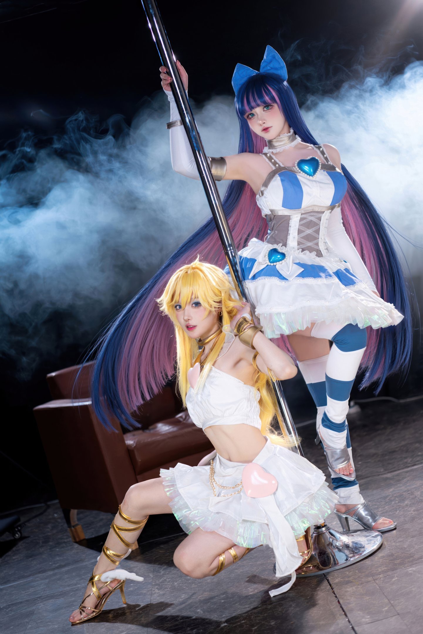アパオもウサギ娘 & スススソフィア - ガーターストッキングの天使