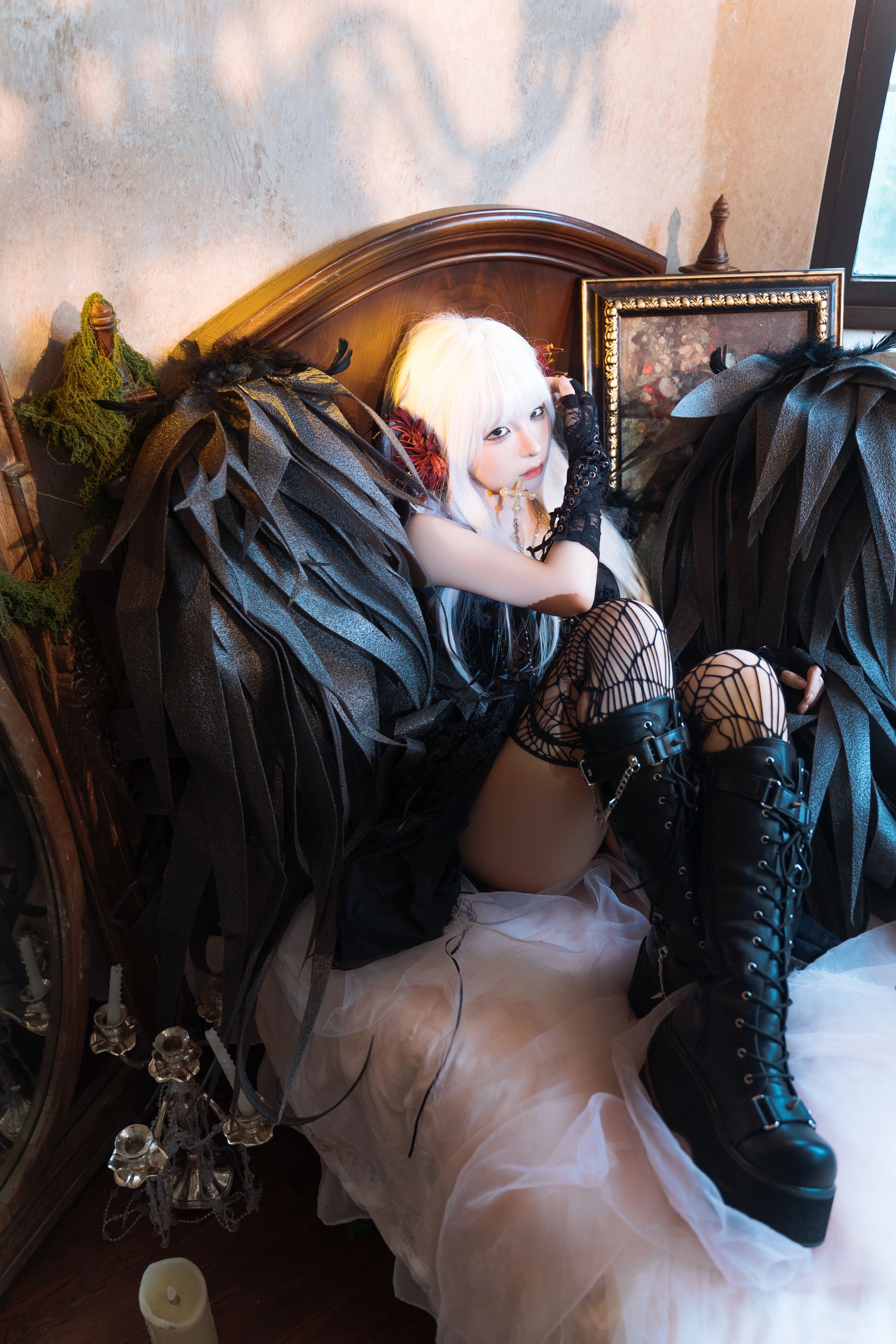 Stupid Bubbles - Black Swan